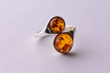 Lengyel borostyán gyűrű ezüst foglalatban