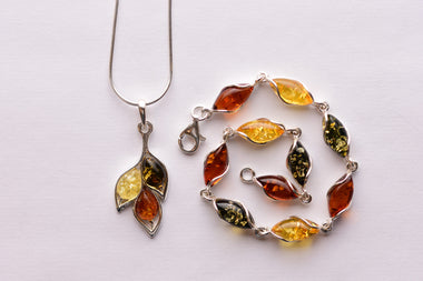 Lengyel borostyánkő ékszer szett ezüst foglalatban