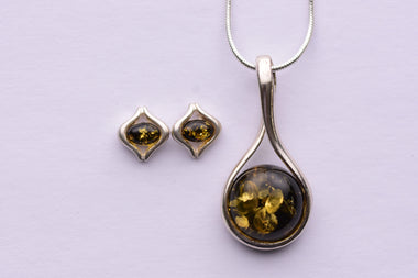 Lengyel borostyán ékszer szett ezüst foglalatban
