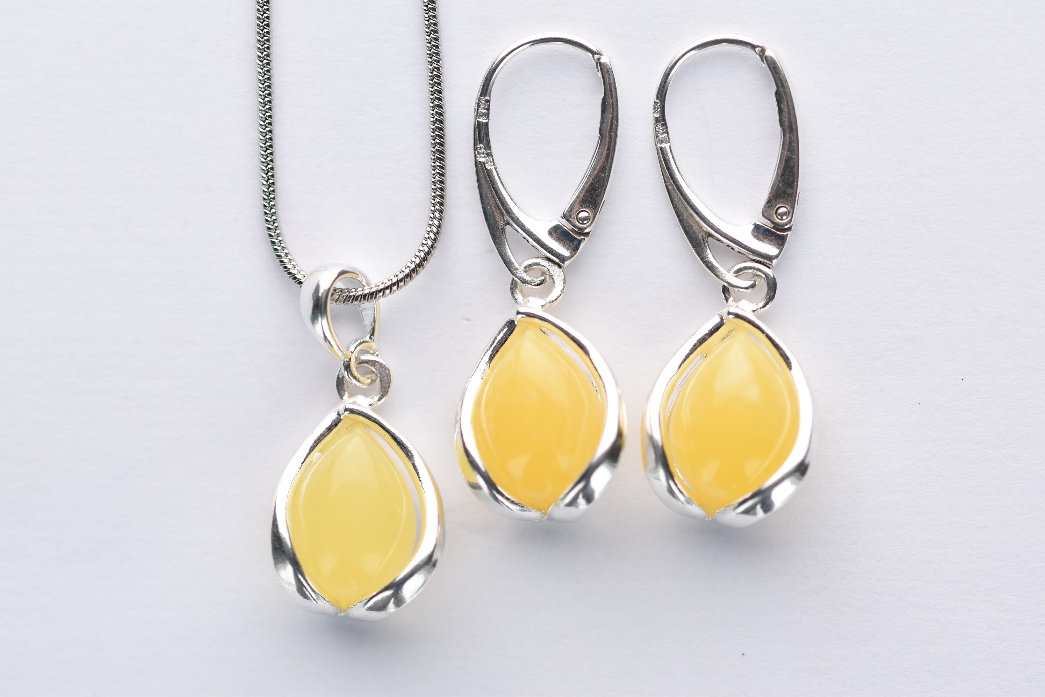 Lengyel borostyánkő ékszer szett ezüst foglalatban