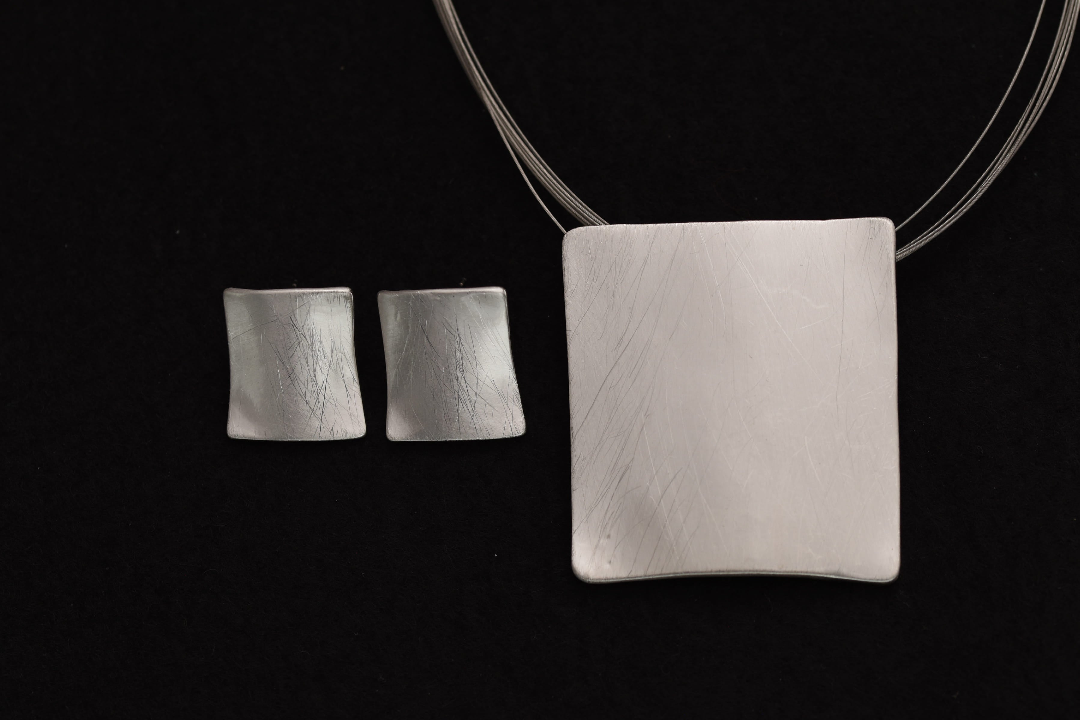 Dekoratív modern ékszer szett