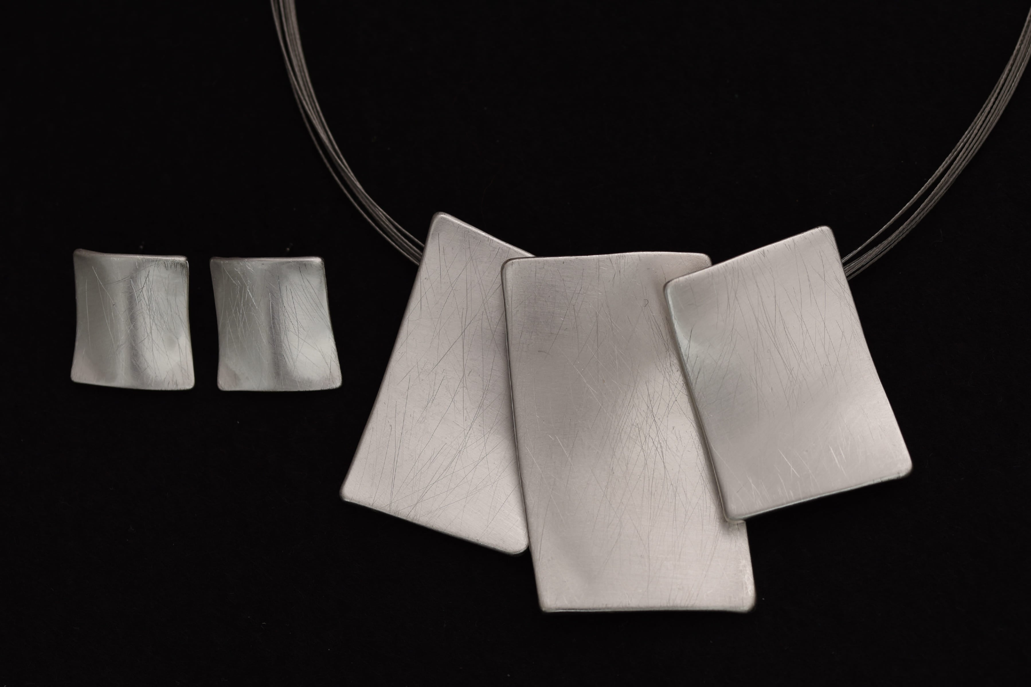 Dekoratív modern ékszer szett