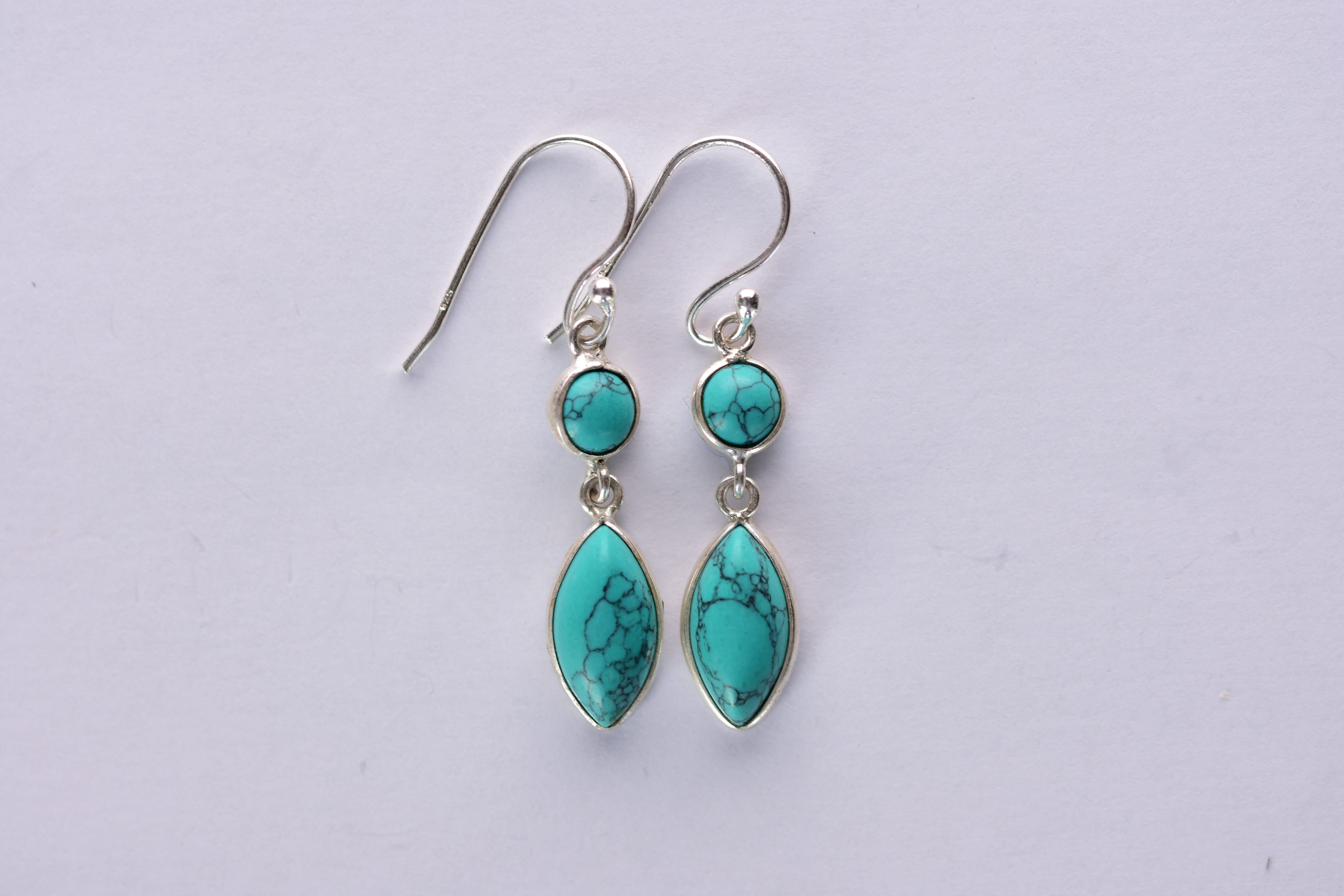 Türkiz köves fülbevaló ezüst foglalatban