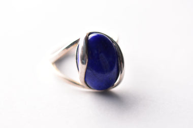 Lápisz lazuli köves gyűrű ezüst foglalatban