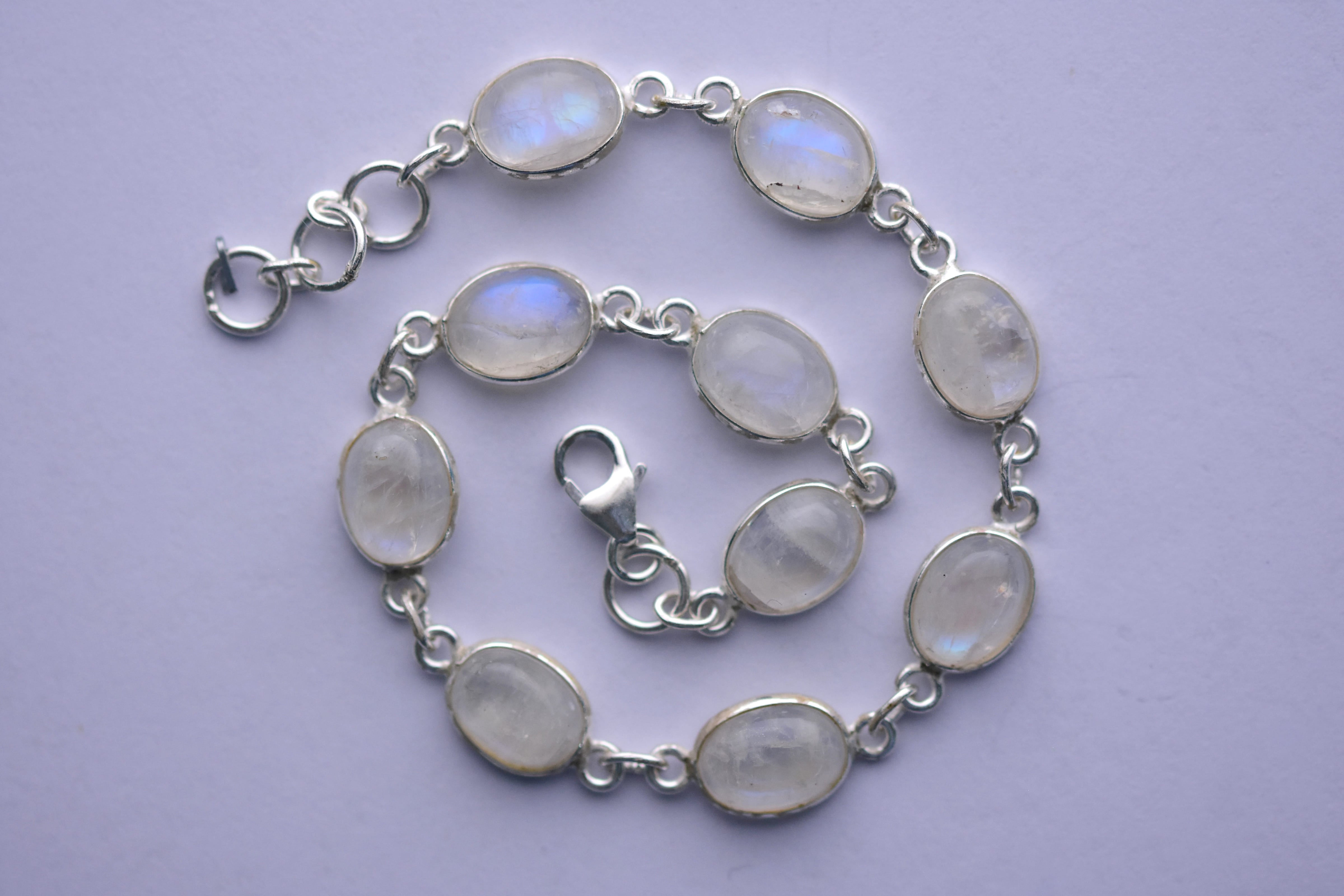 Holdkő köves karkötő ezüst foglalatban