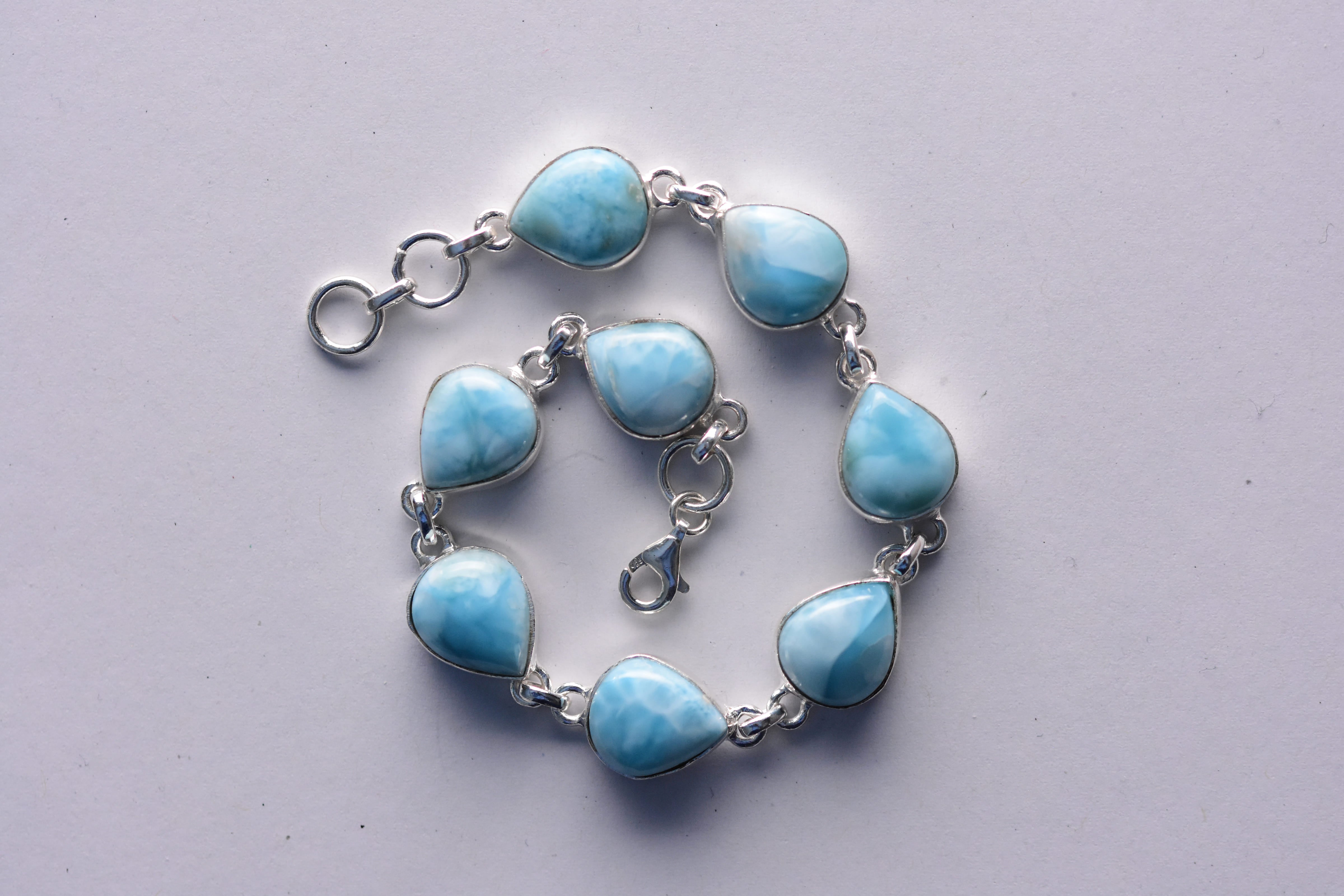 Larimar karkötő ezüst foglalatban