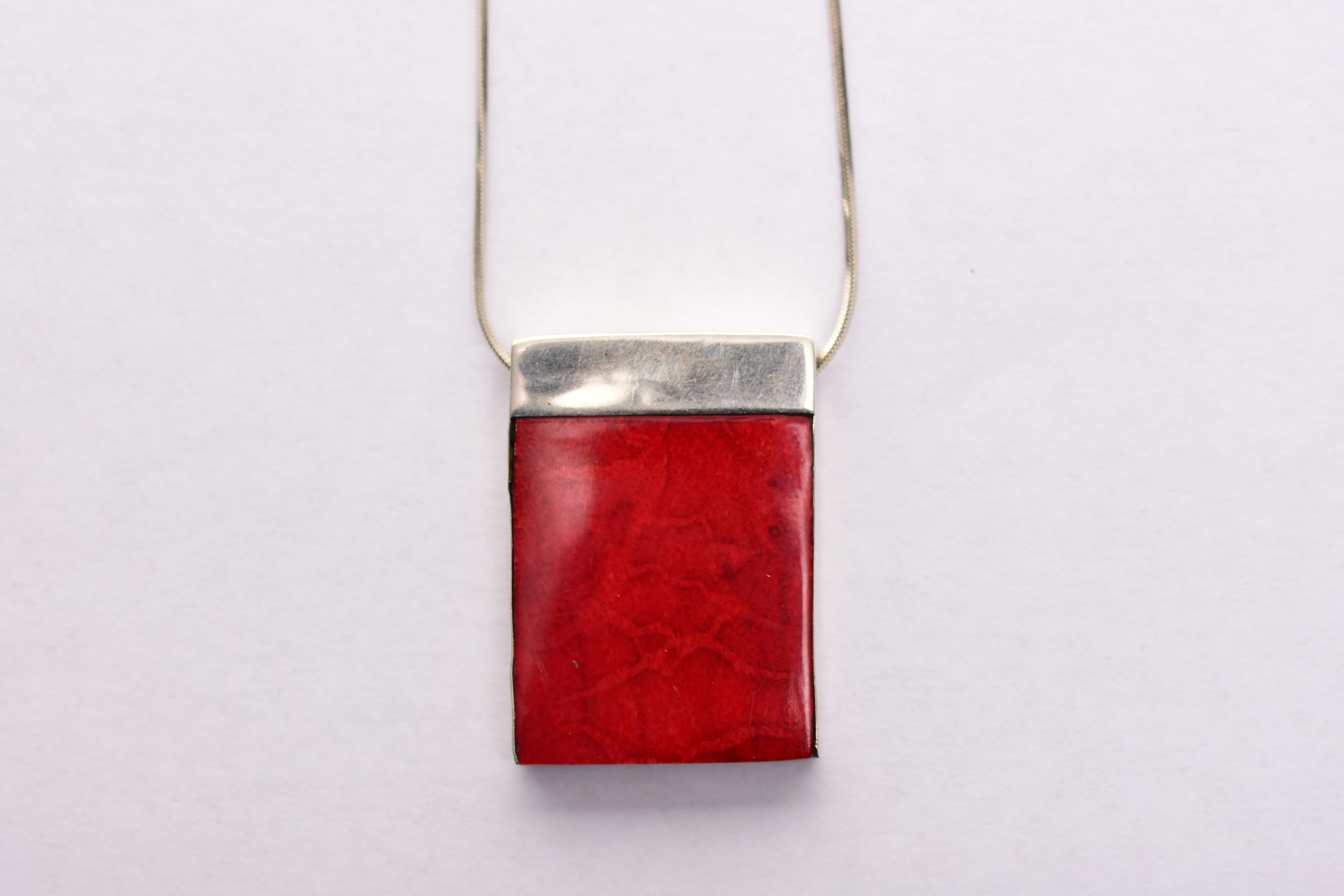 Szivacskorall medál ezüst foglalatban