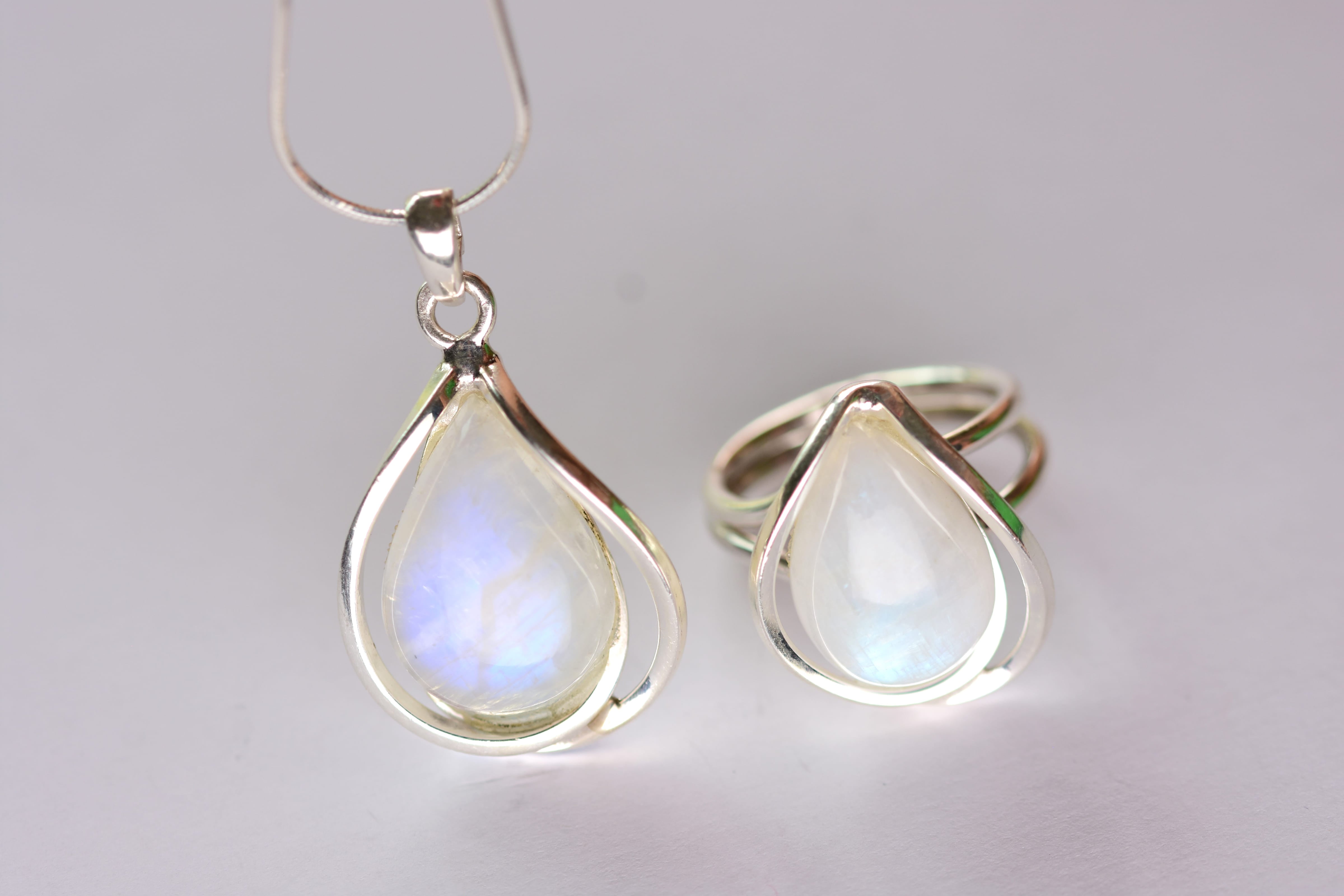 Holdkő ékszer szett ezüst foglalatban