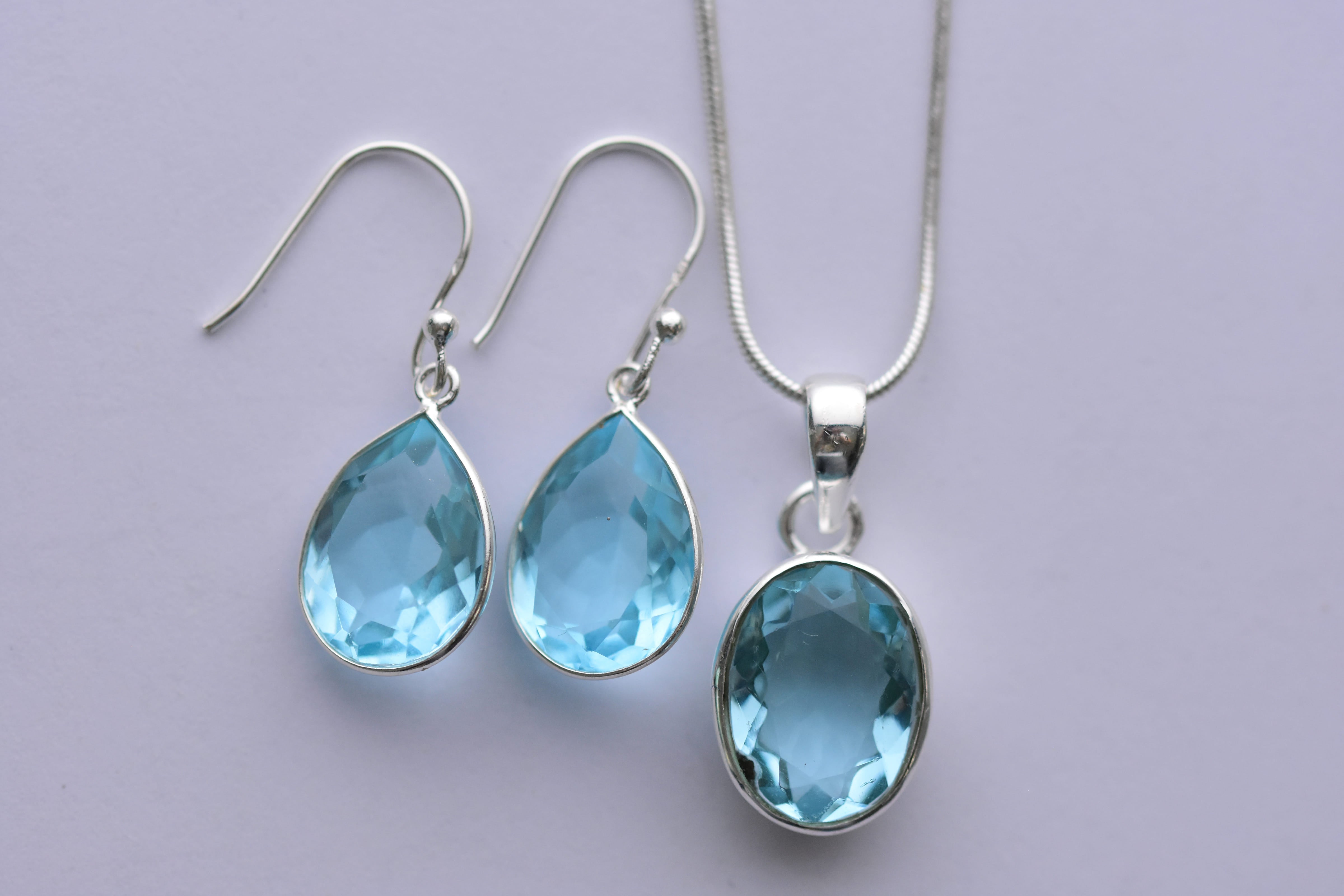 Kék topáz köves ékszer szett ezüst foglalatban