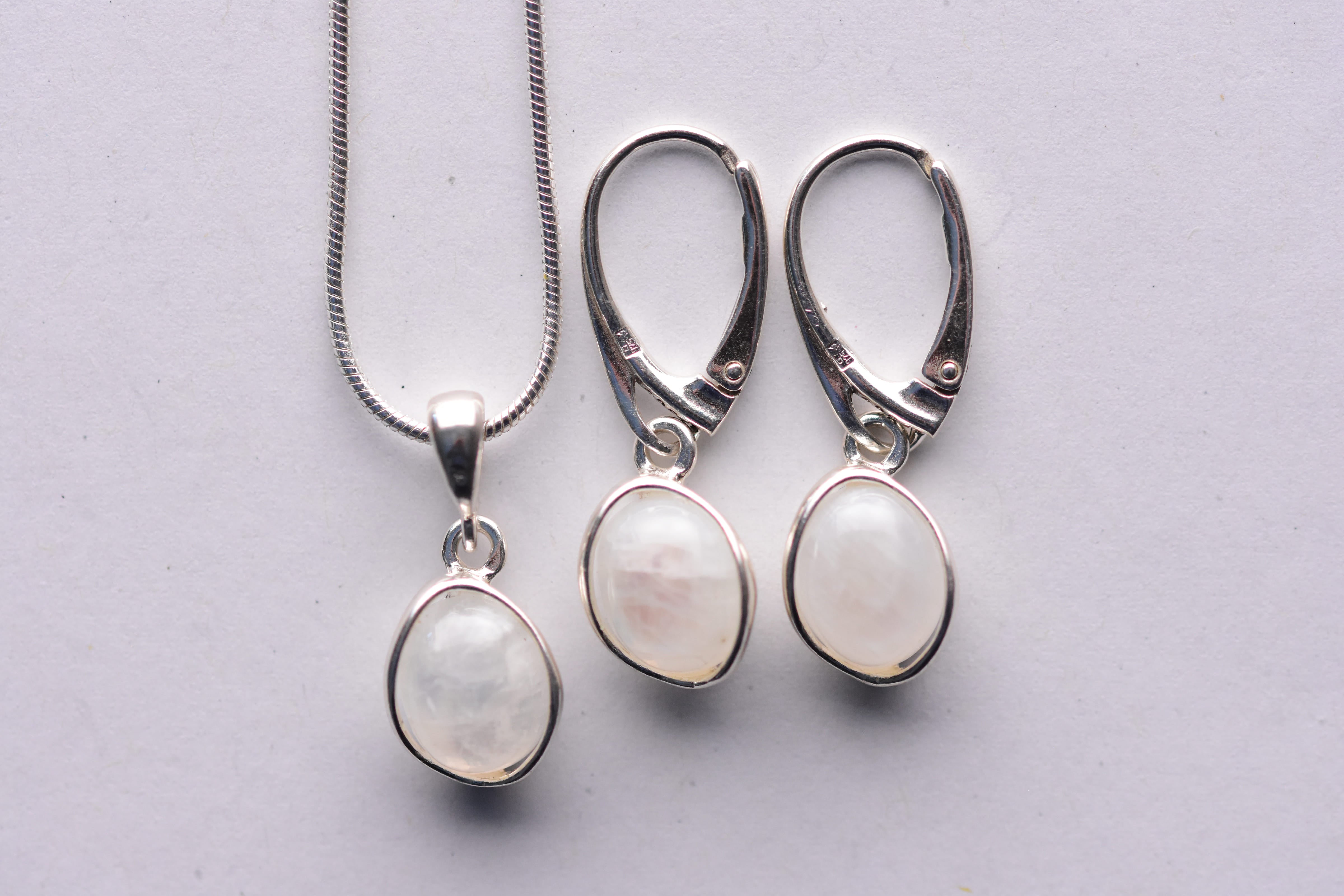 Holdkő ékszer szett ezüstbe foglalva