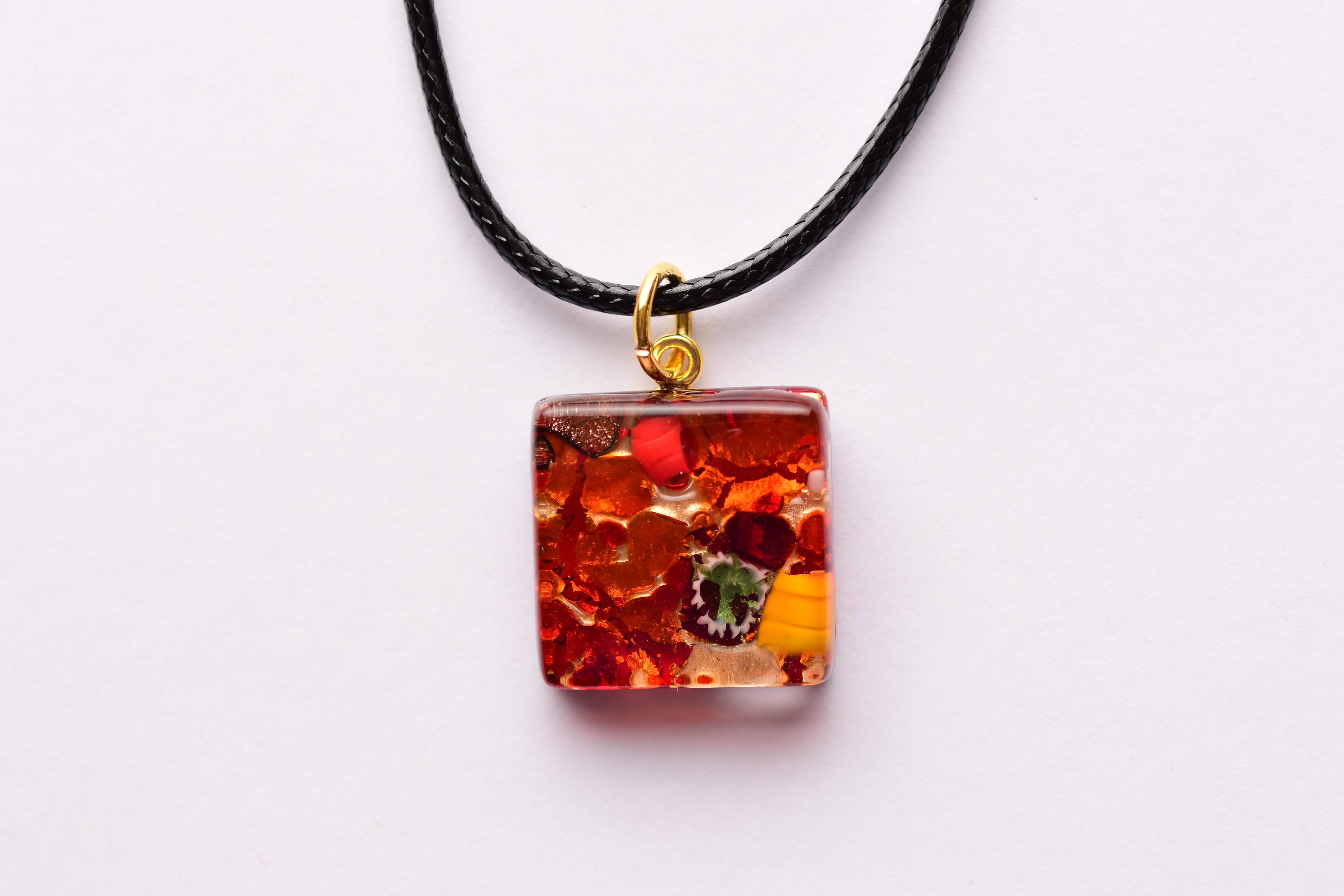 Kézzel készült muranoi üveg medál