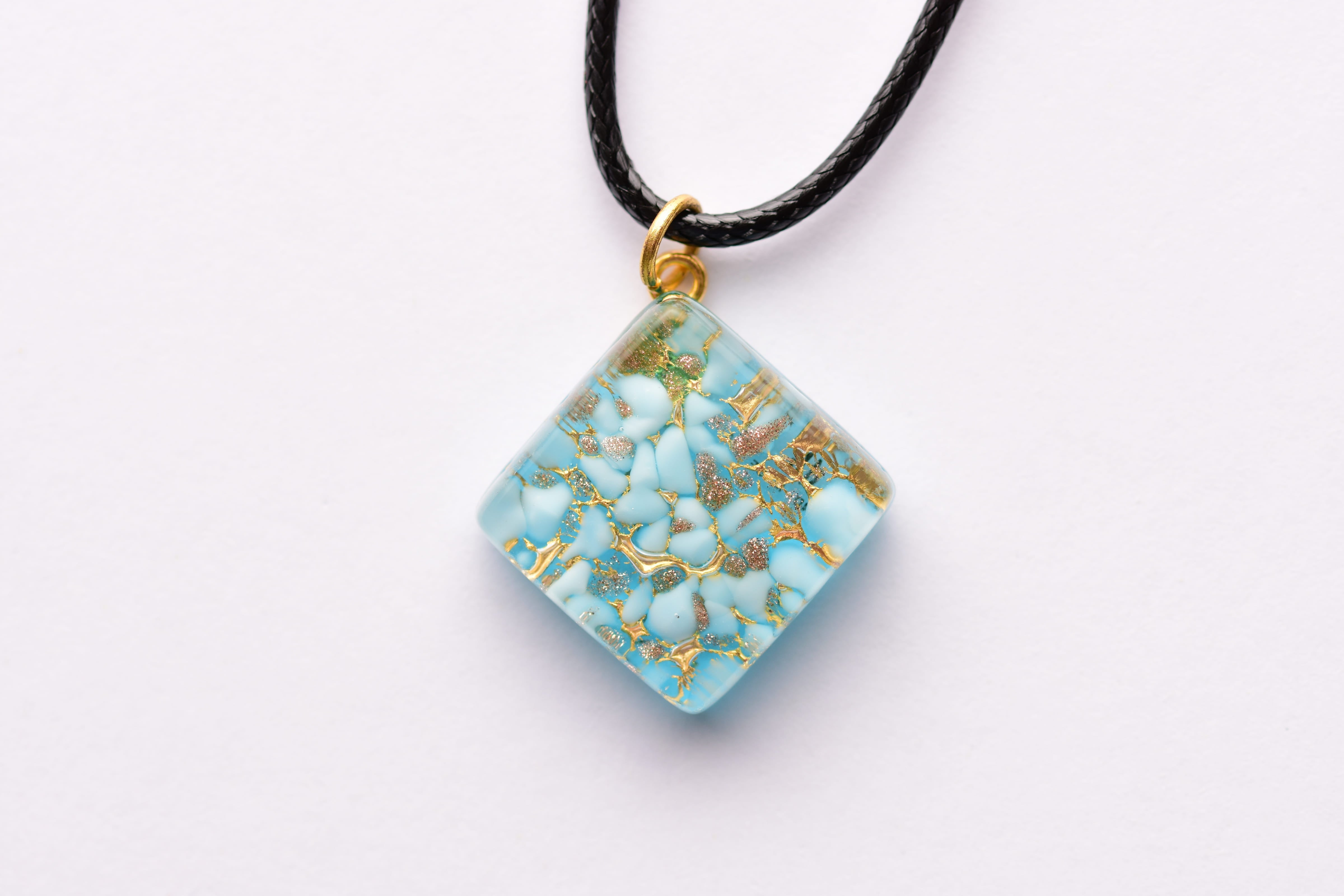 Kézzel készült muranoi üveg medál