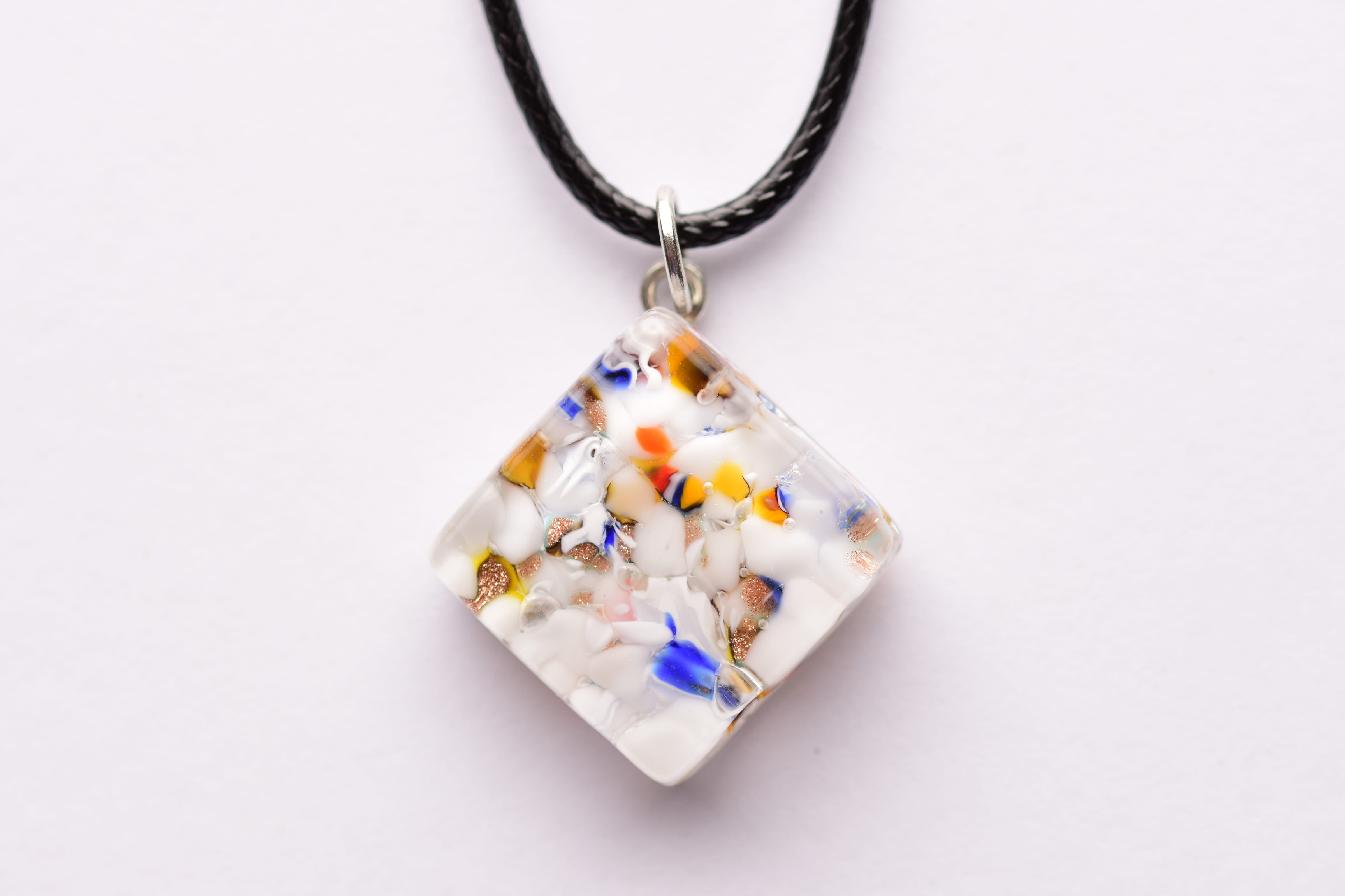 Kézzel készült muranoi üveg medál