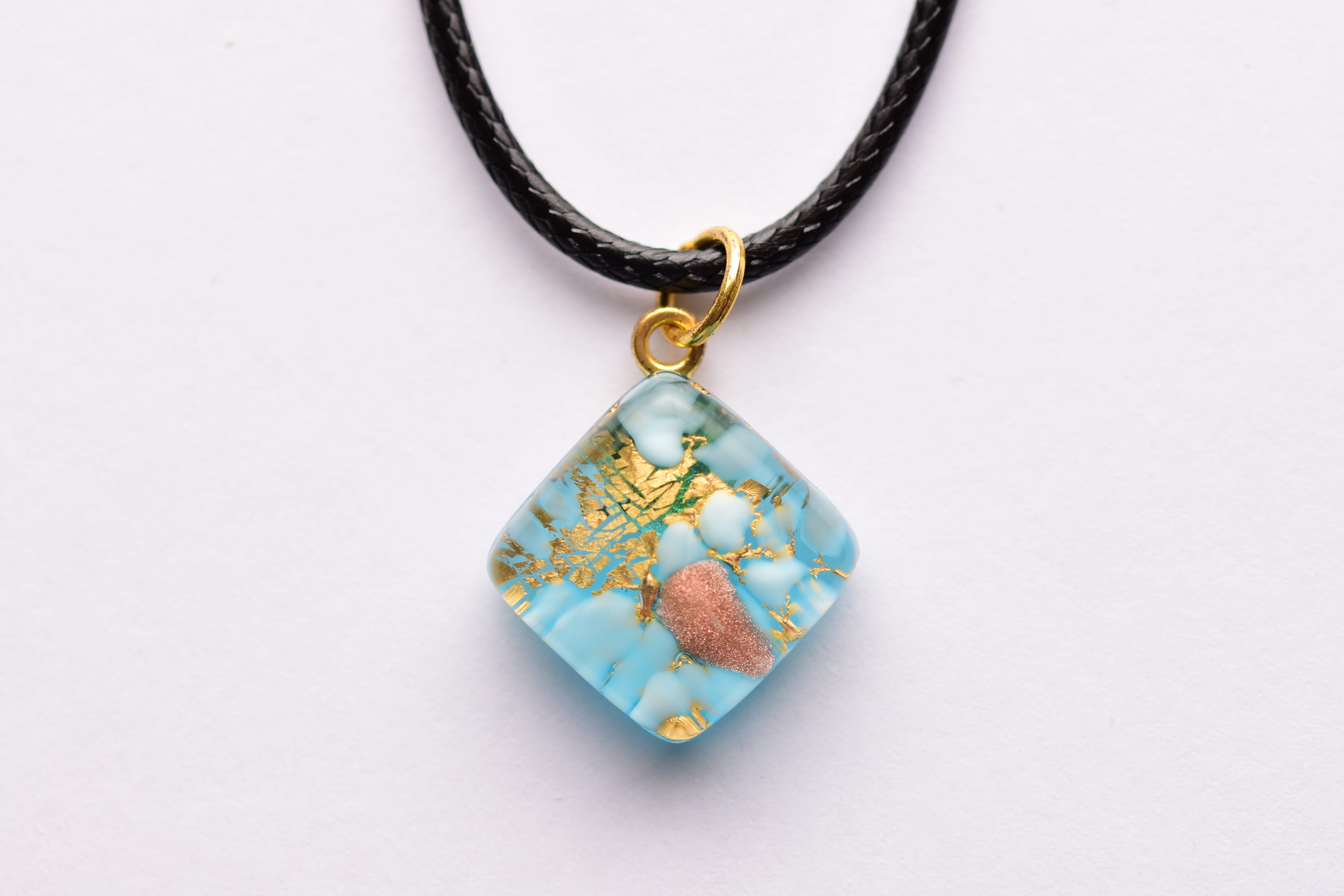 Kézzel készült muranoi üveg medál