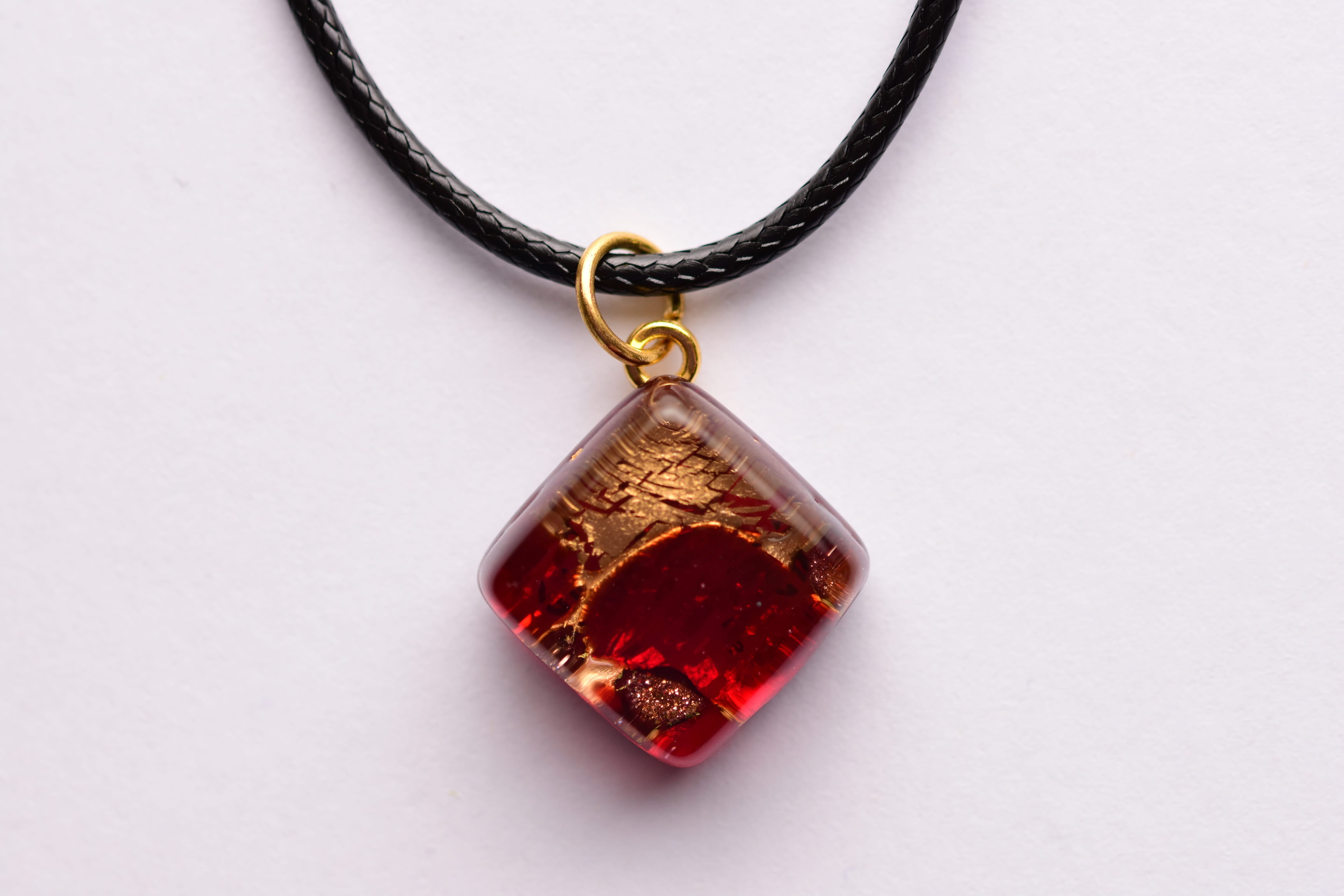 Kézzel készült muranoi üveg medál