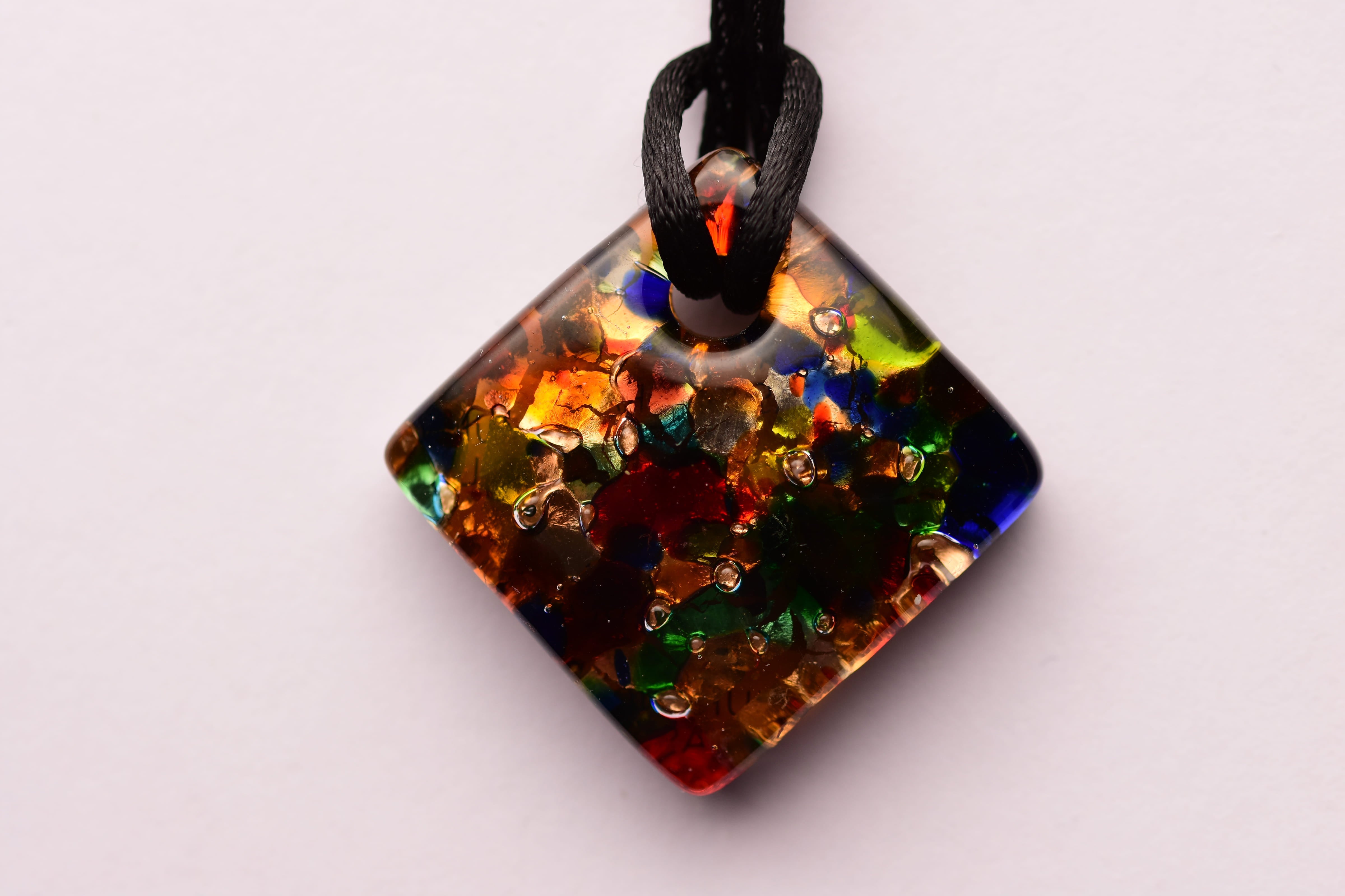 Kézzel készült muranoi üveg medál