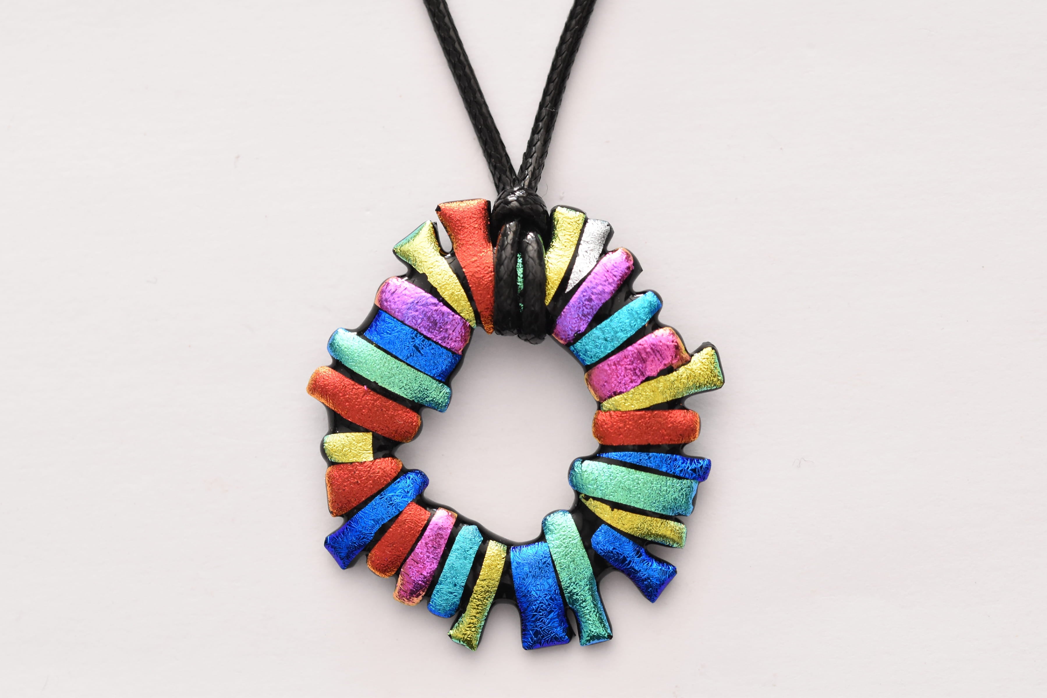 Kézzel készült üveg medál