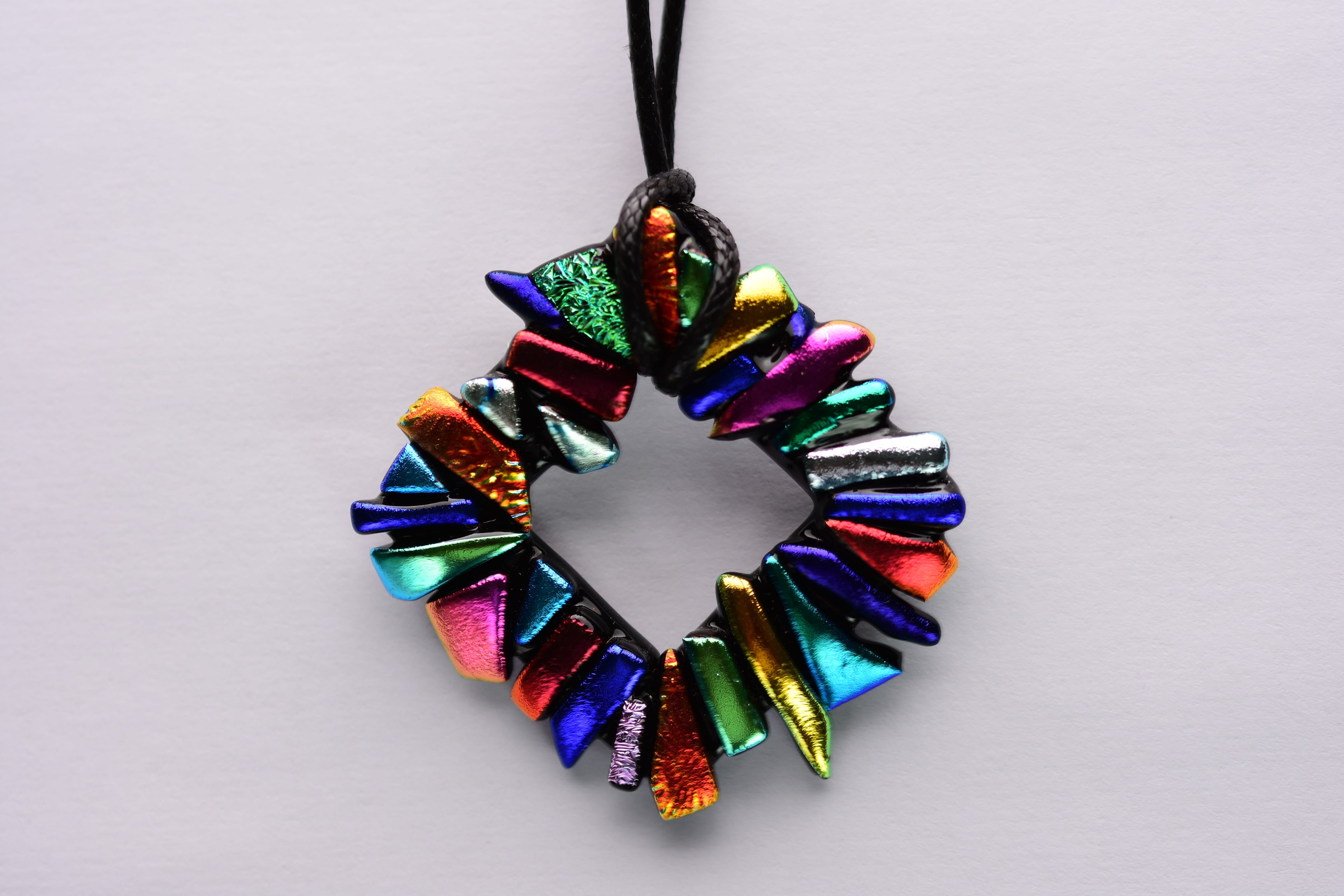 Kézzel készített üveg medál