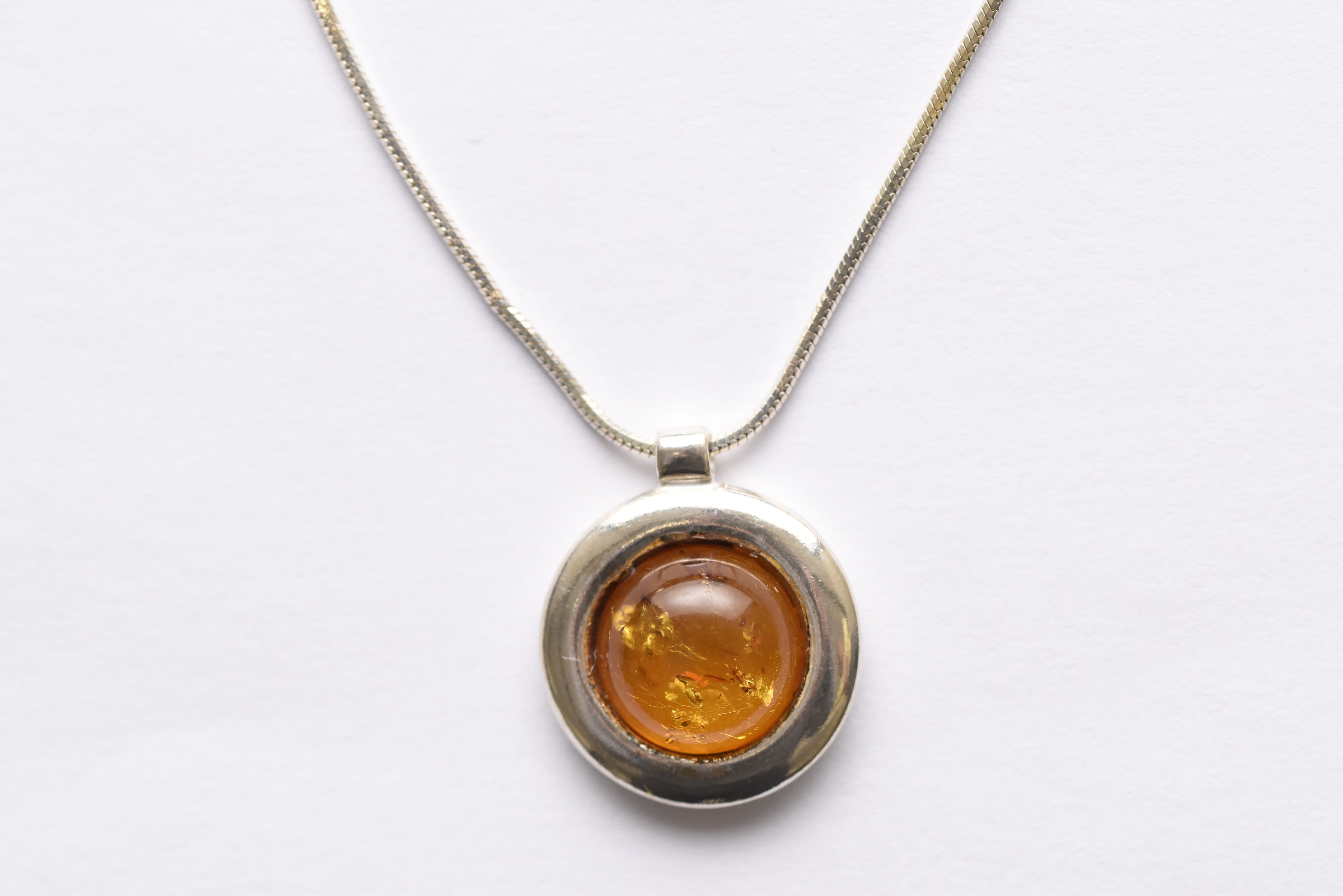 Lengyel borostyán - ezüst nyakék