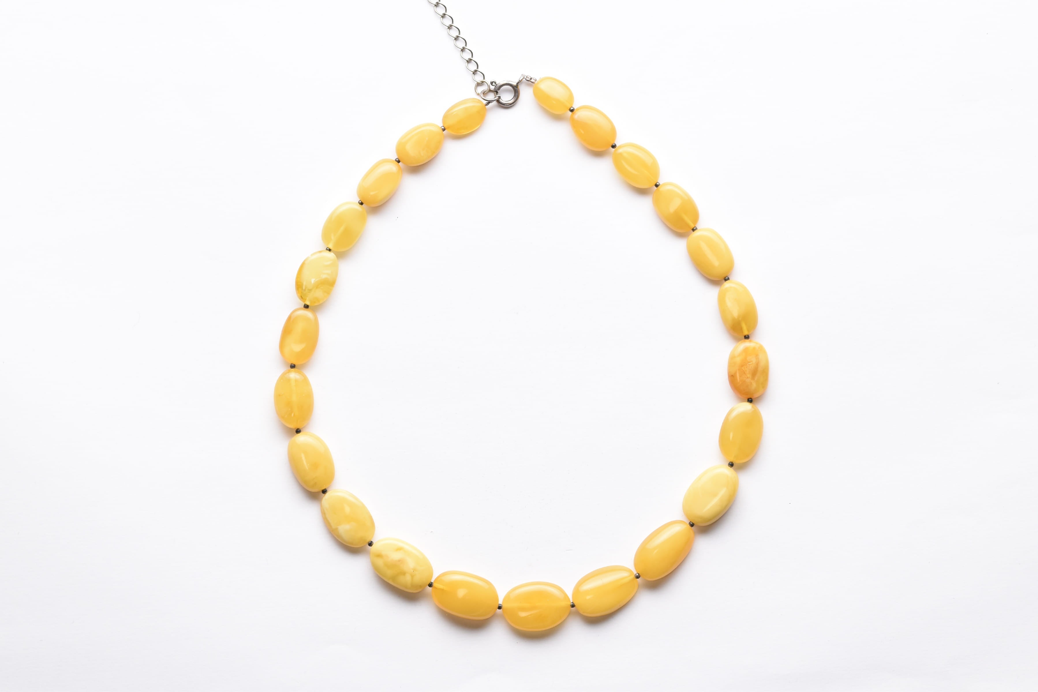 Lengyel borostyán nyakék