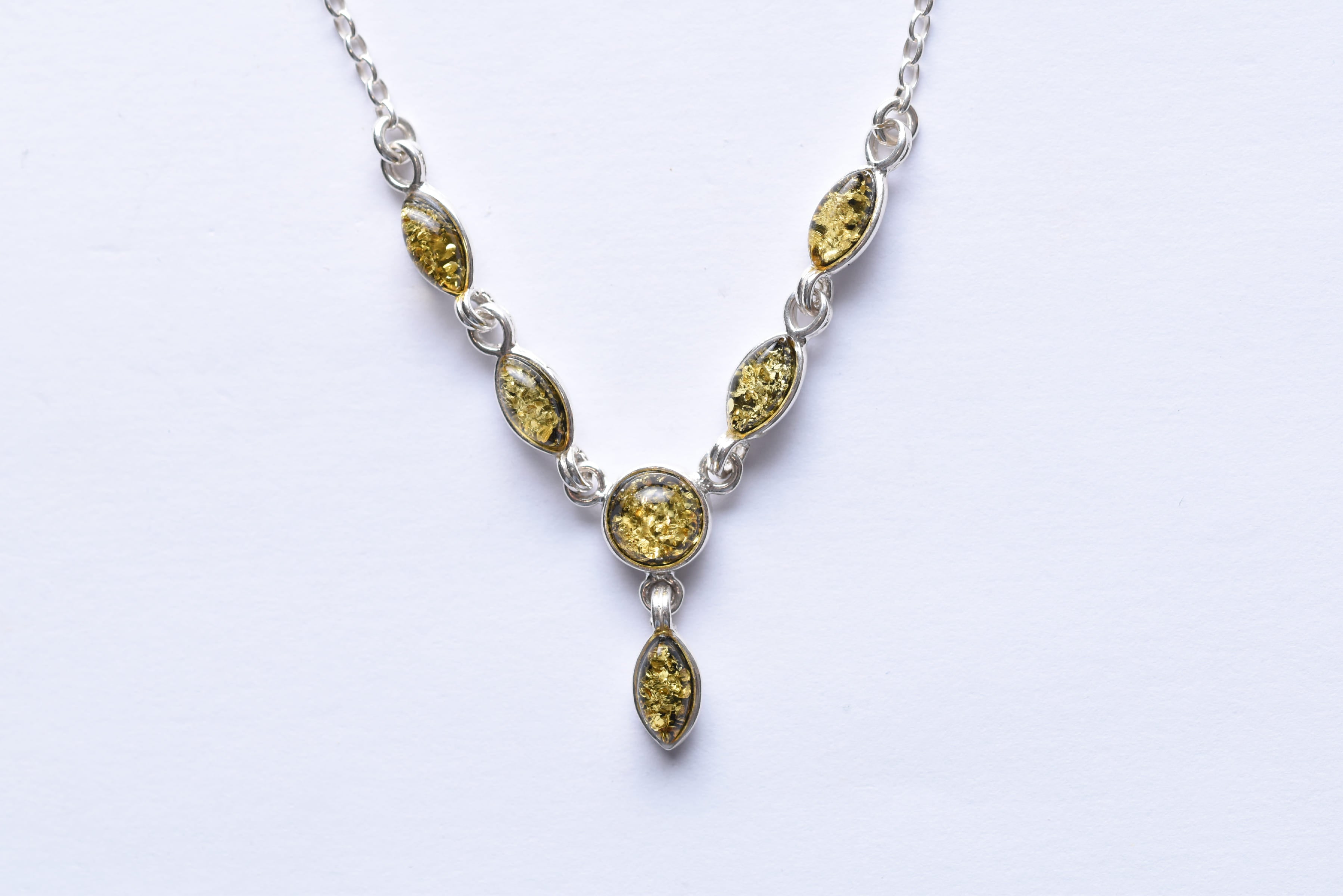 Lengyel borostyán collié ezüst foglalatban