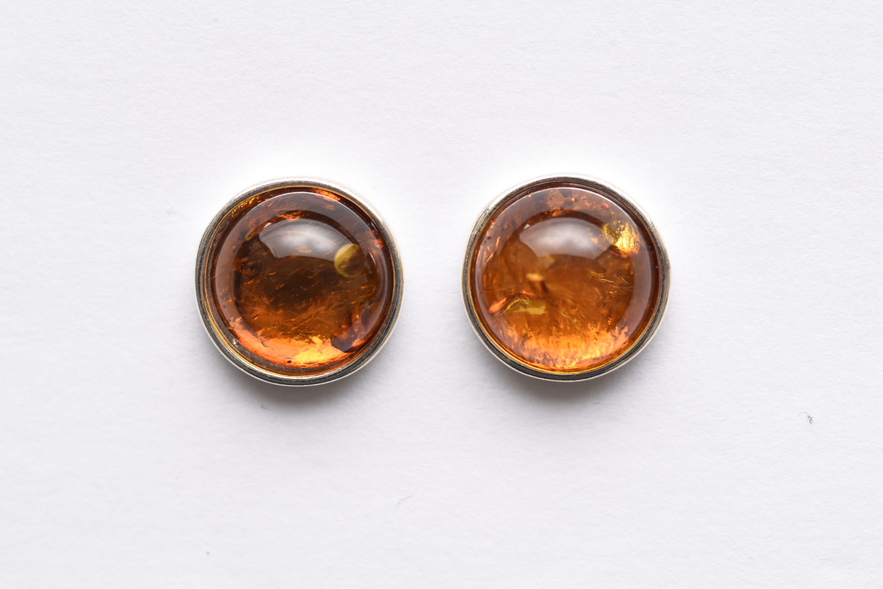 Lengyel borostyán fülbevaló ezüst foglalatban