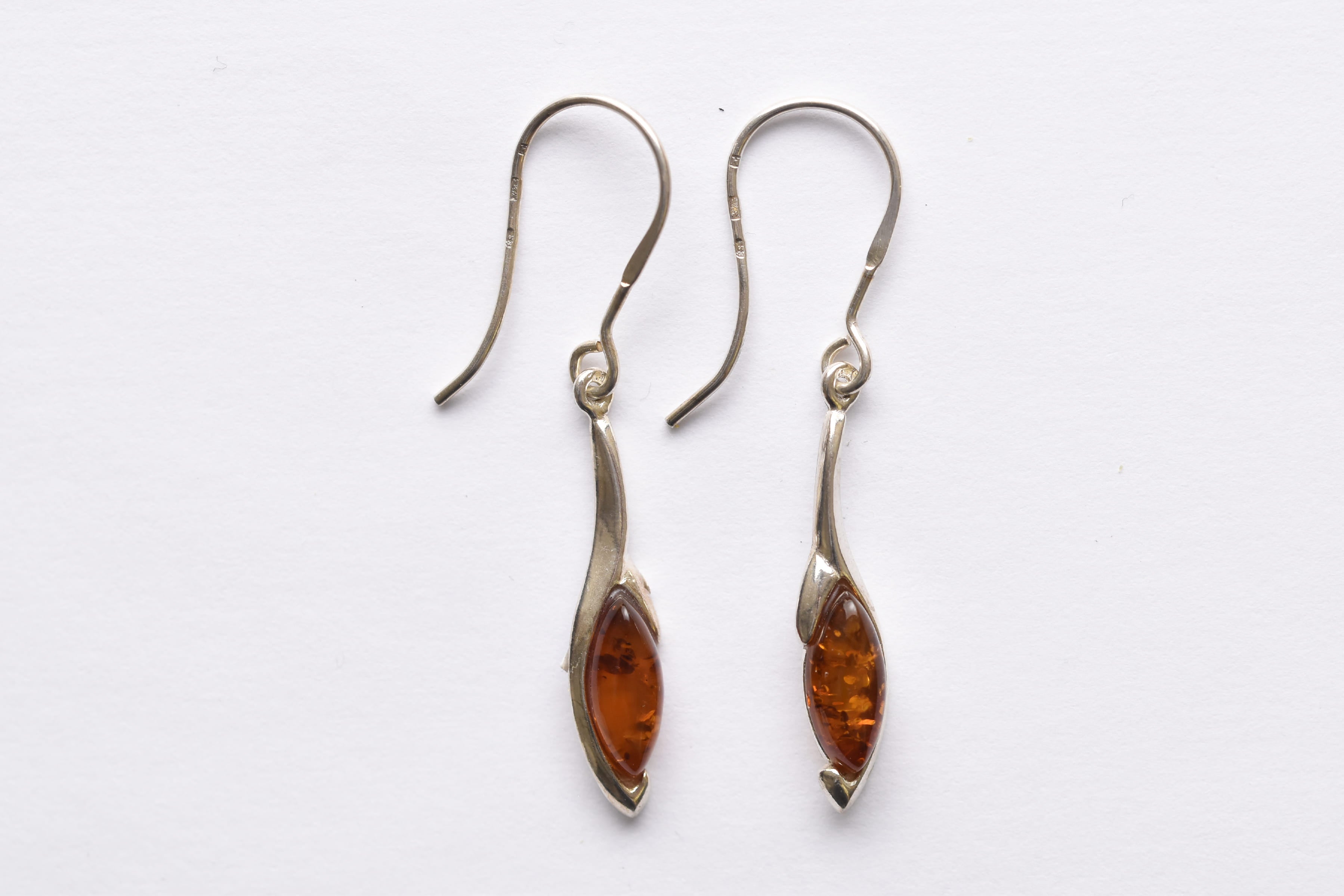 Lengyel borostyán fülbevaló ezüst foglalatban