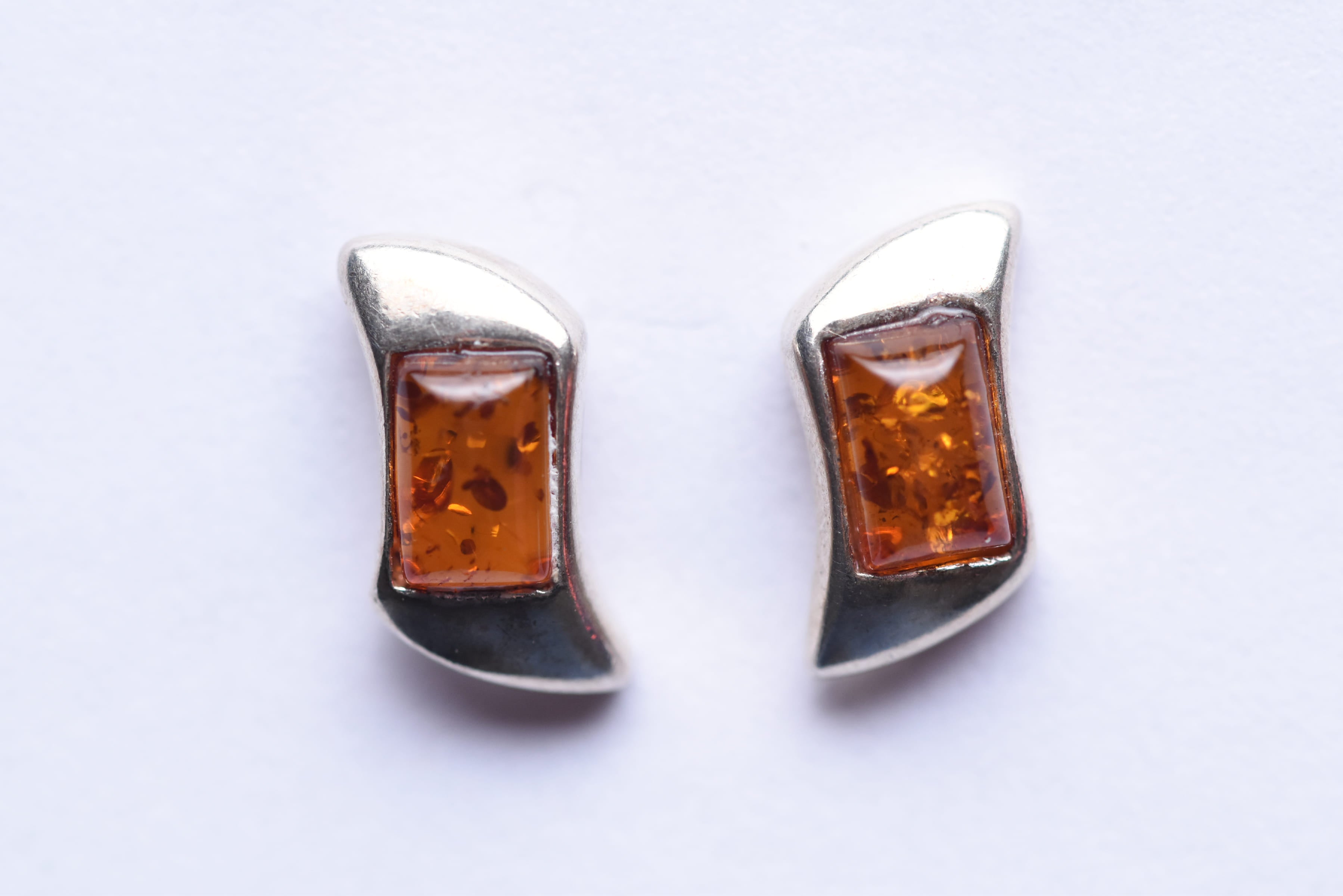 Lengyel borostyán fülbevaló ezüst foglalatban