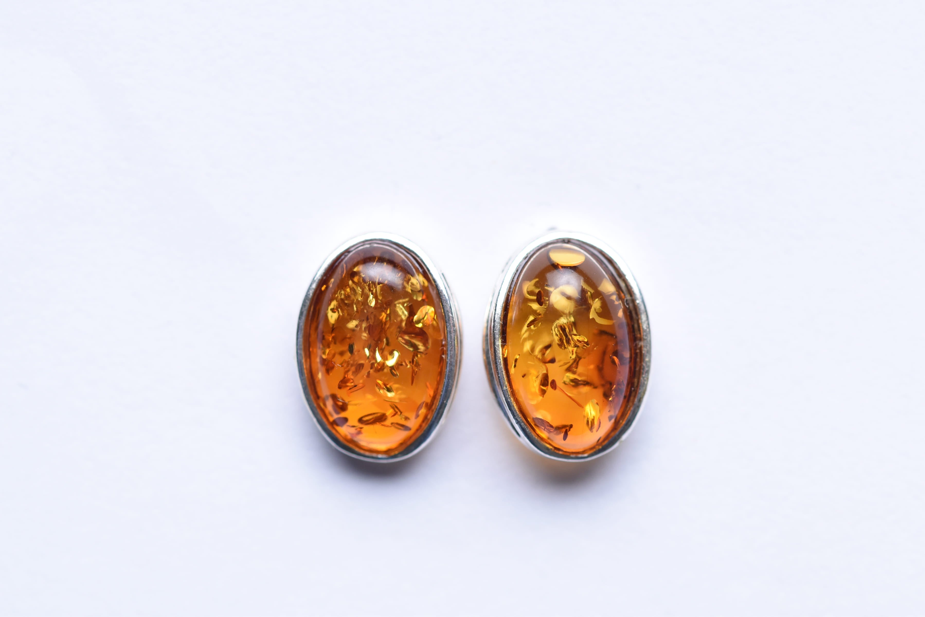 Lengyel borostyán fülbevaló ezüst foglalatban