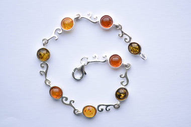 Lengyel borostyán karkötő ezüst foglalatban