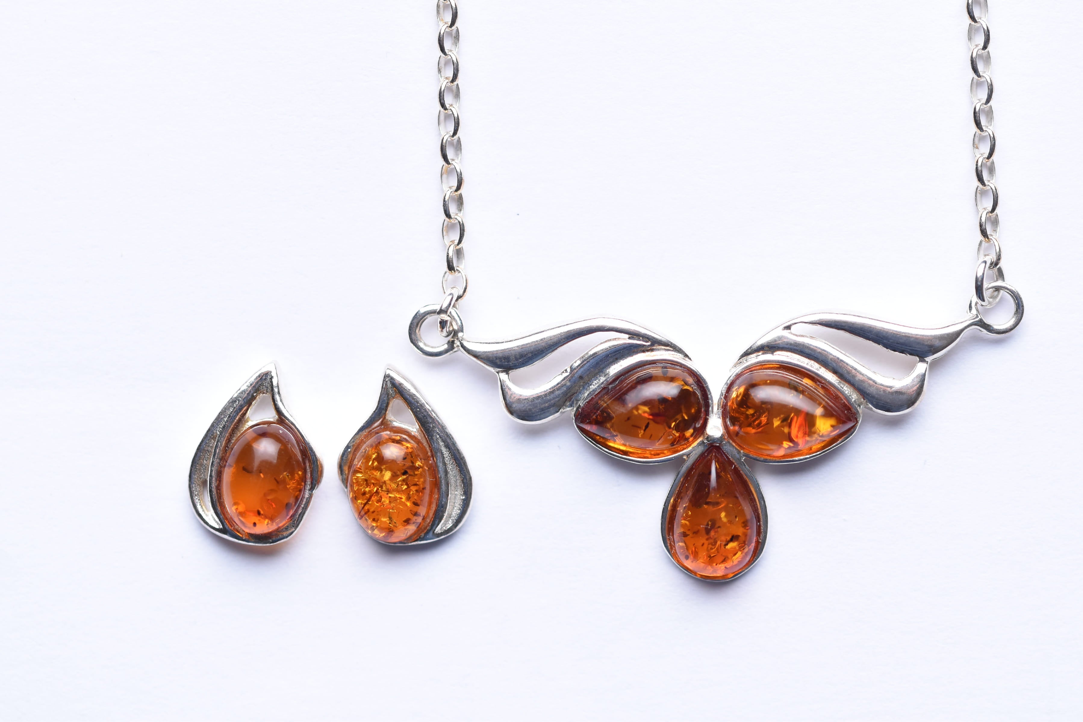 Lengyel borostyán ékszer szett ezüst foglalatban