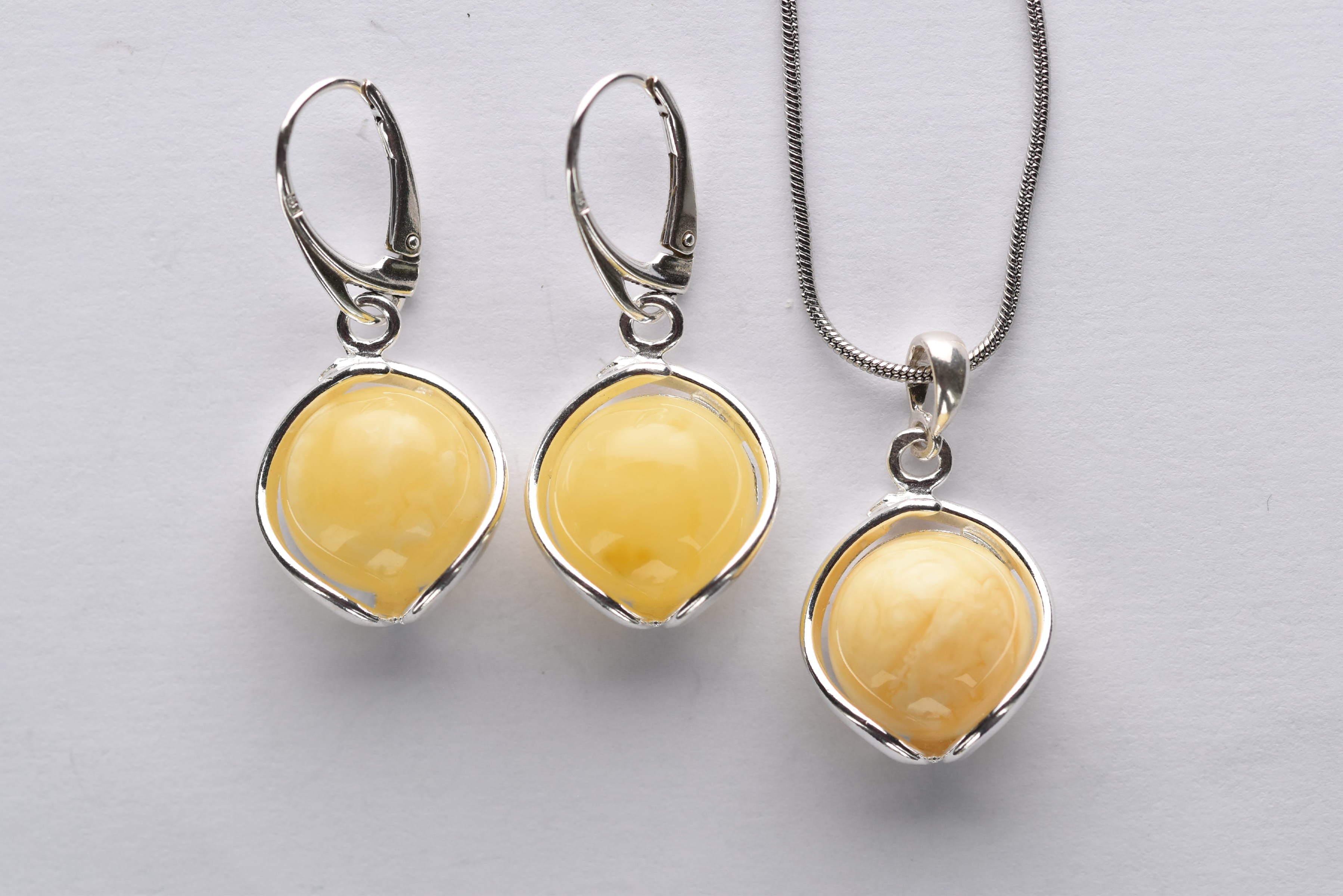 Lengyel borostyánkő ékszer szett ezüst foglalatban