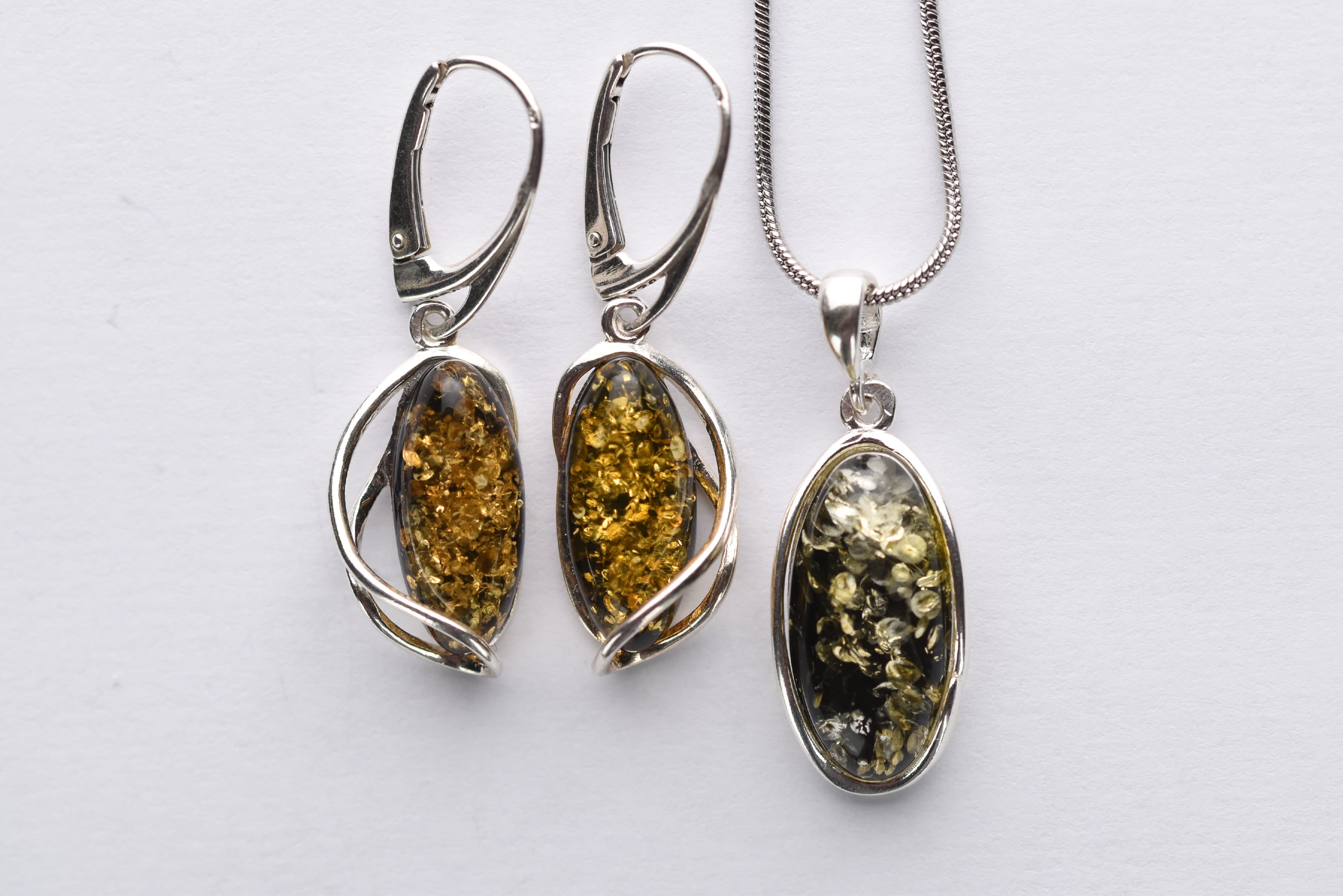 Lengyel borostyánkő ékszer szett ezüst foglalatban