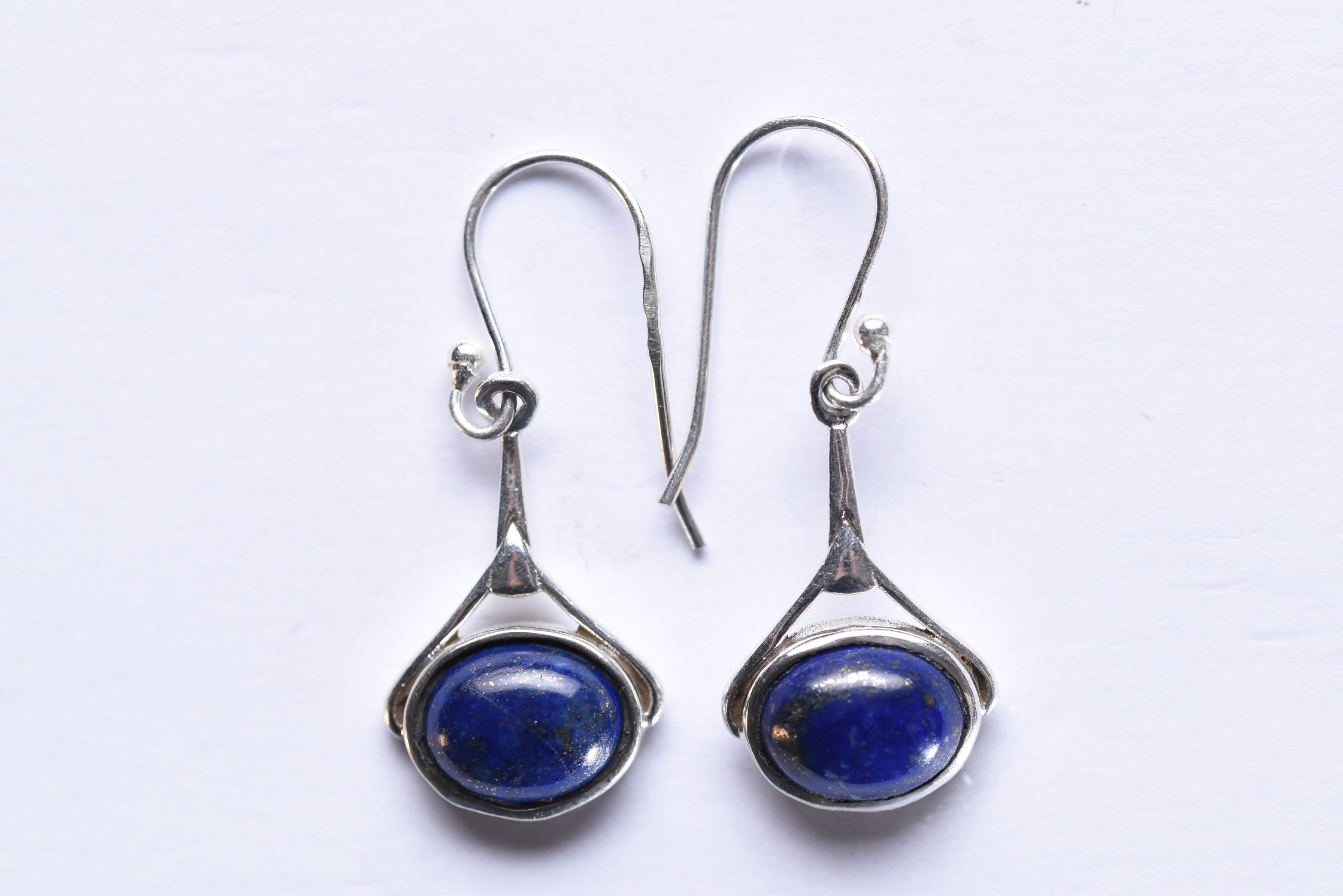 Lápisz lazuli köves fülbevaló ezüst foglalatban