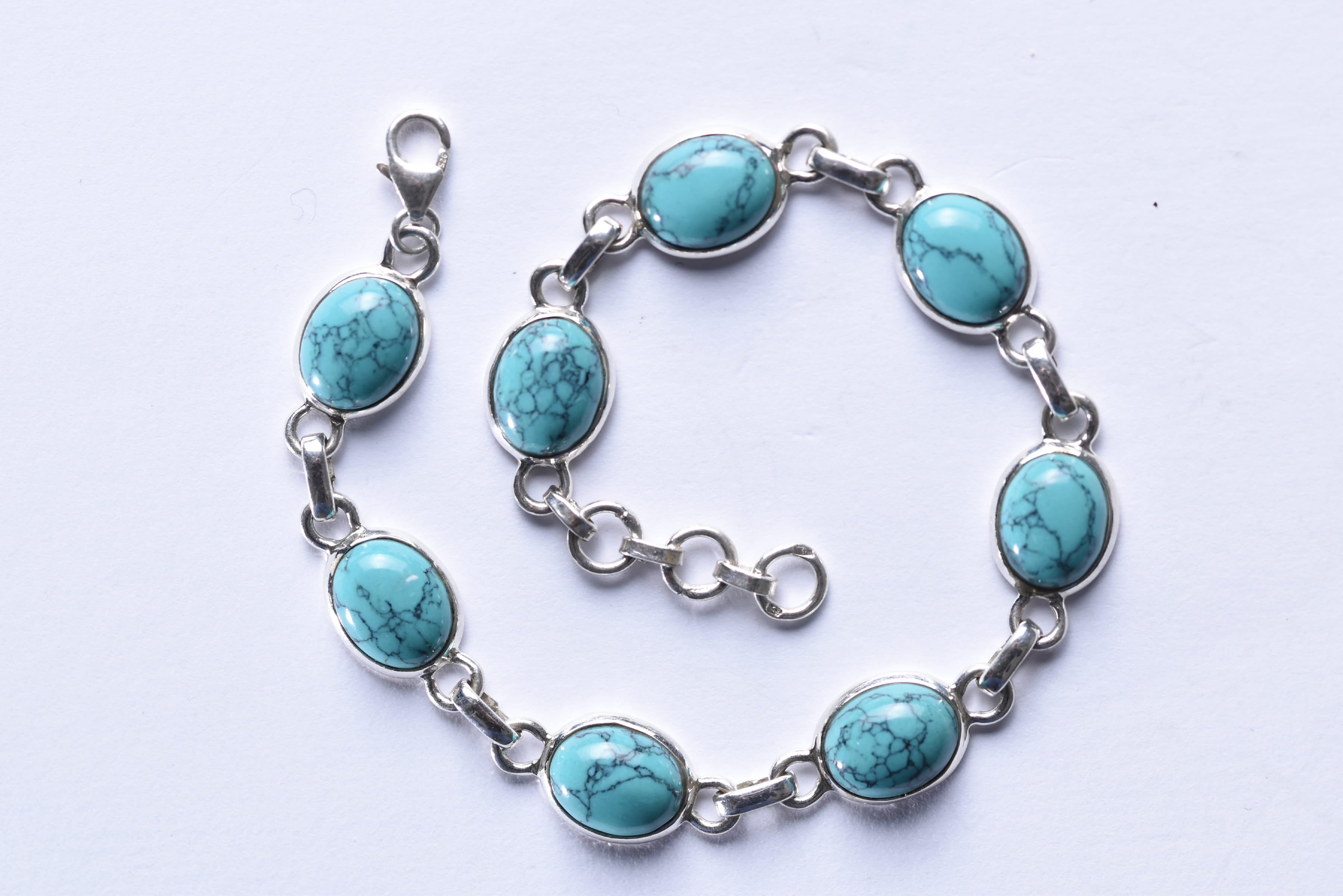 Türkiz köves karkötő ezüst foglalatban