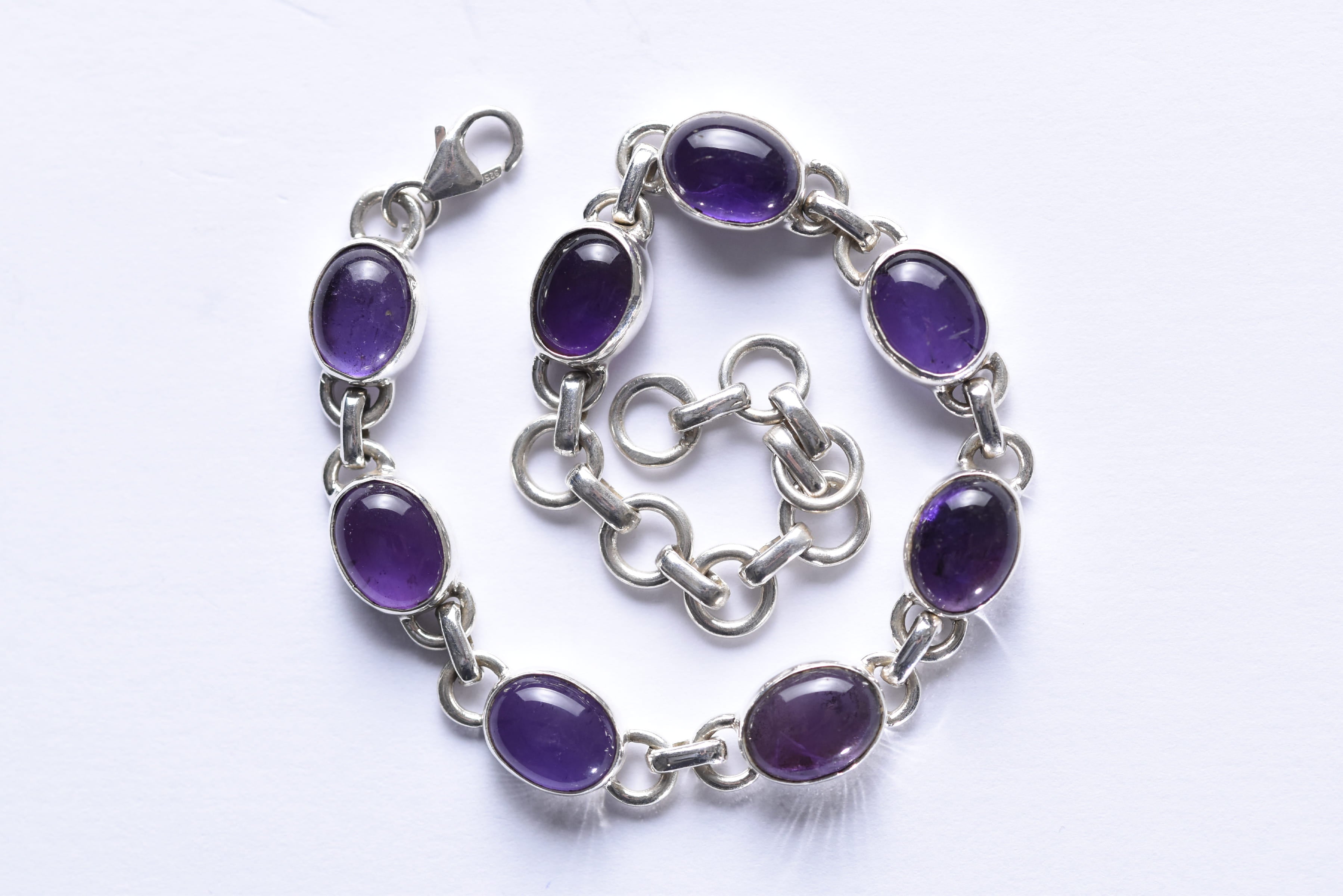 Ametiszt köves karkötő ezüst foglalatban