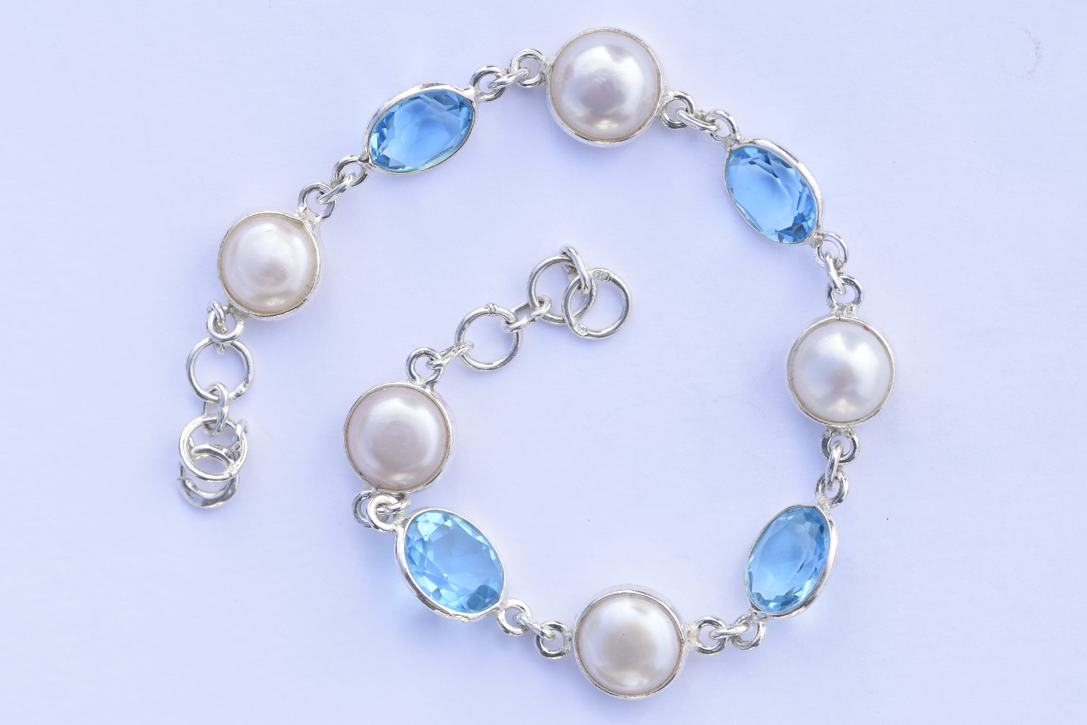 Topáz-gyöngy köves karkötő ezüst foglalatban