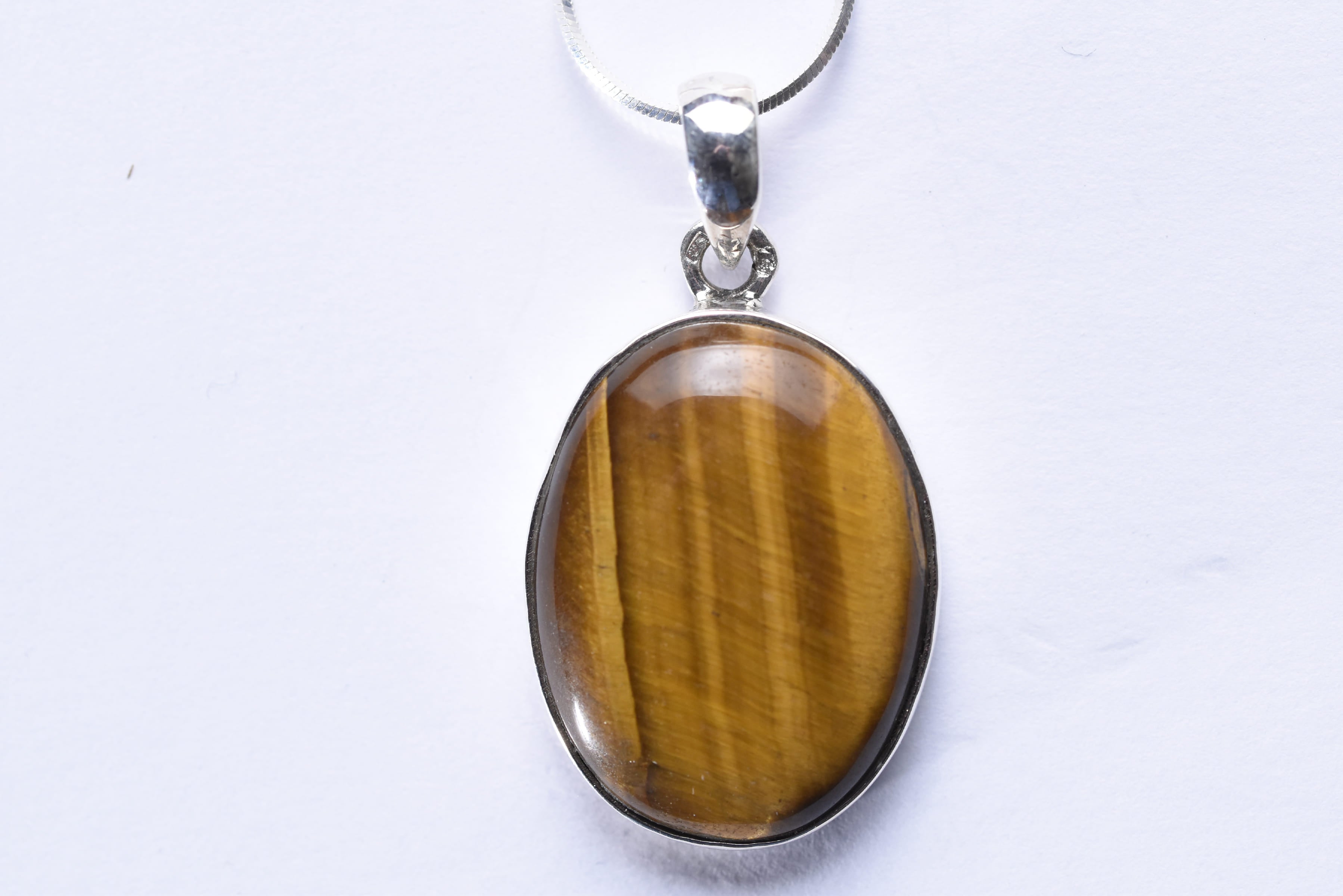 Tigrisszem köves medál ezüst foglalatban