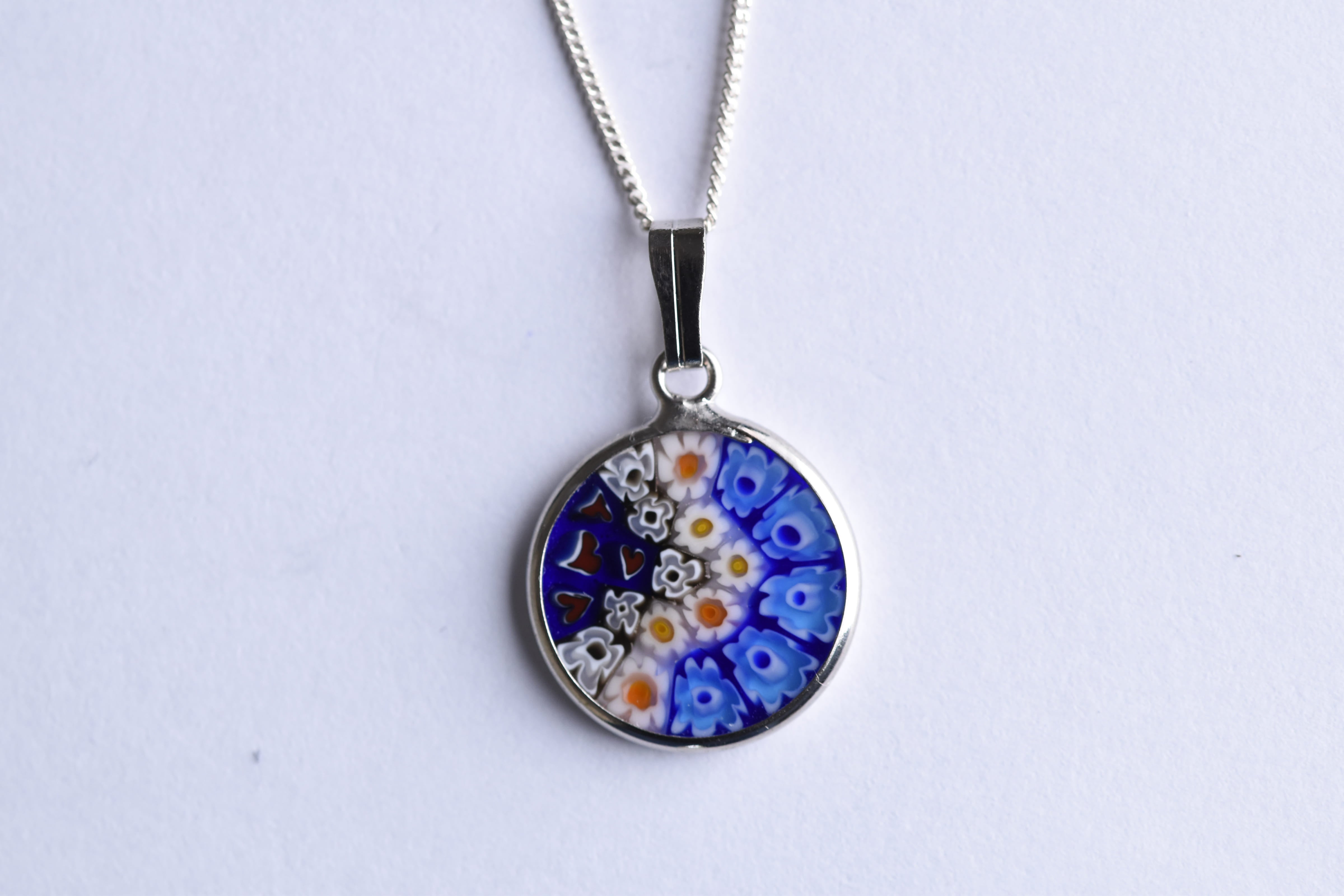 Millefiori medál fém keretben
