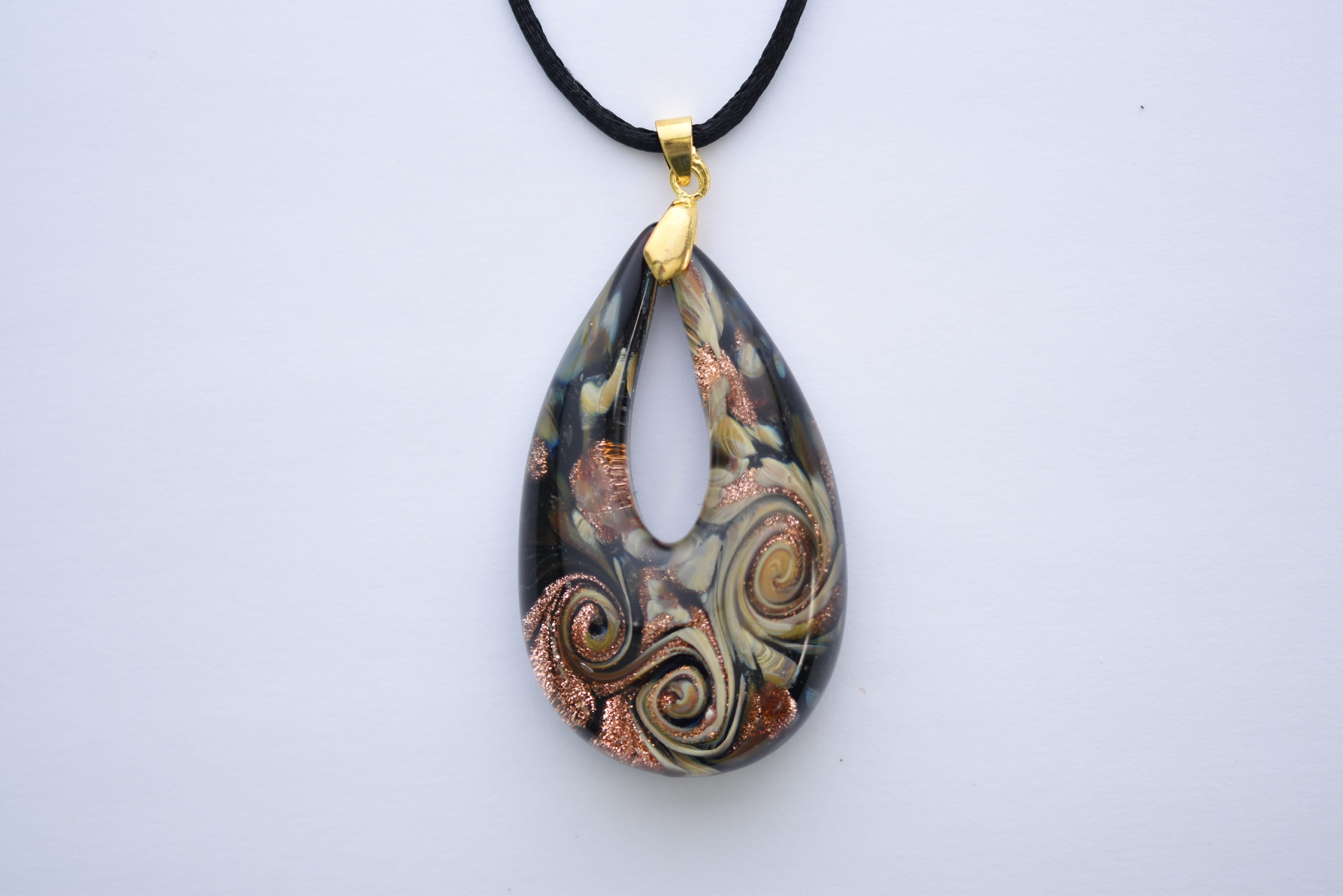 Kézzel készített muranoi üveg medál