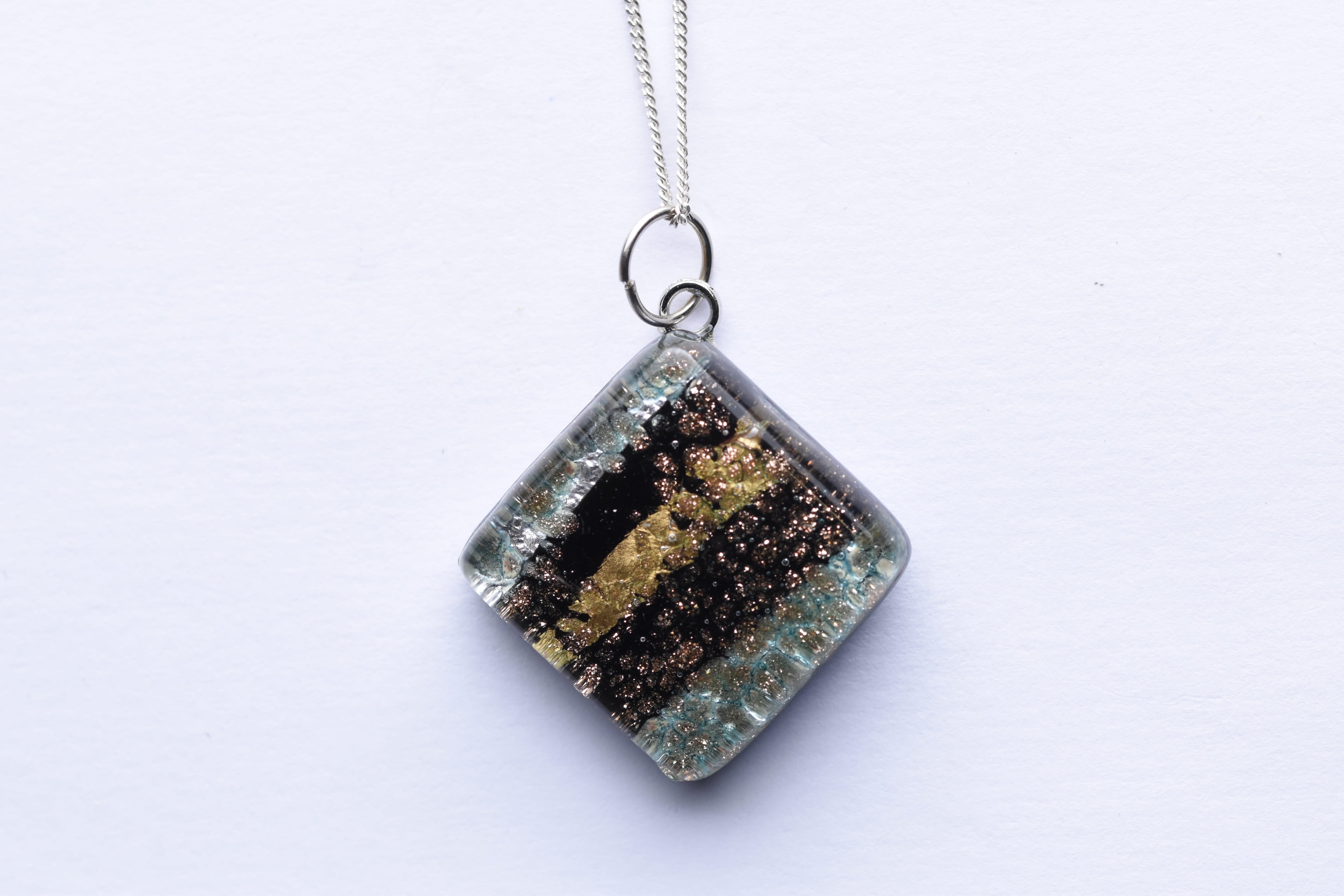 Kézzel készített muranoi üveg medál