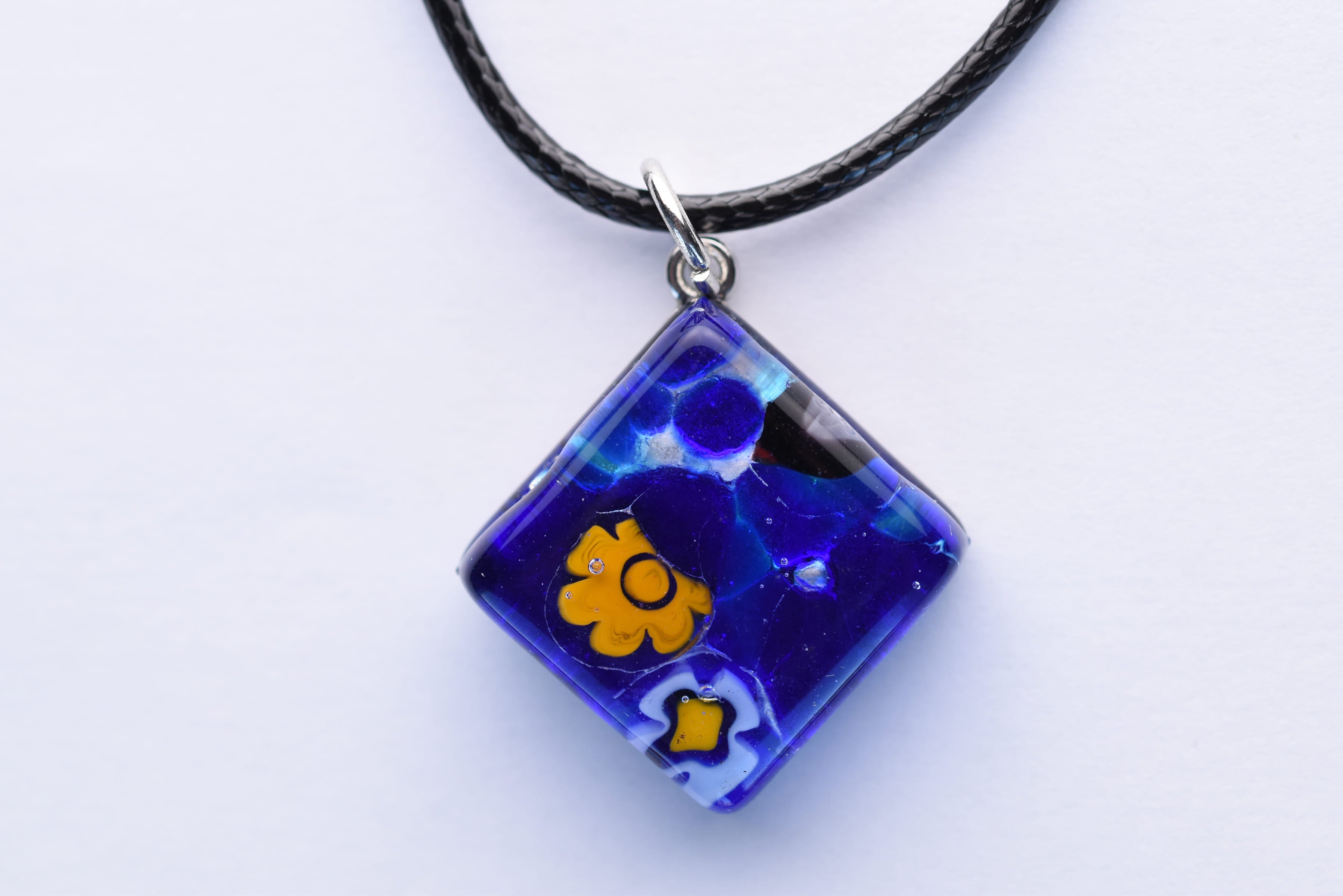 Kézzel készített muranoi üveg medál