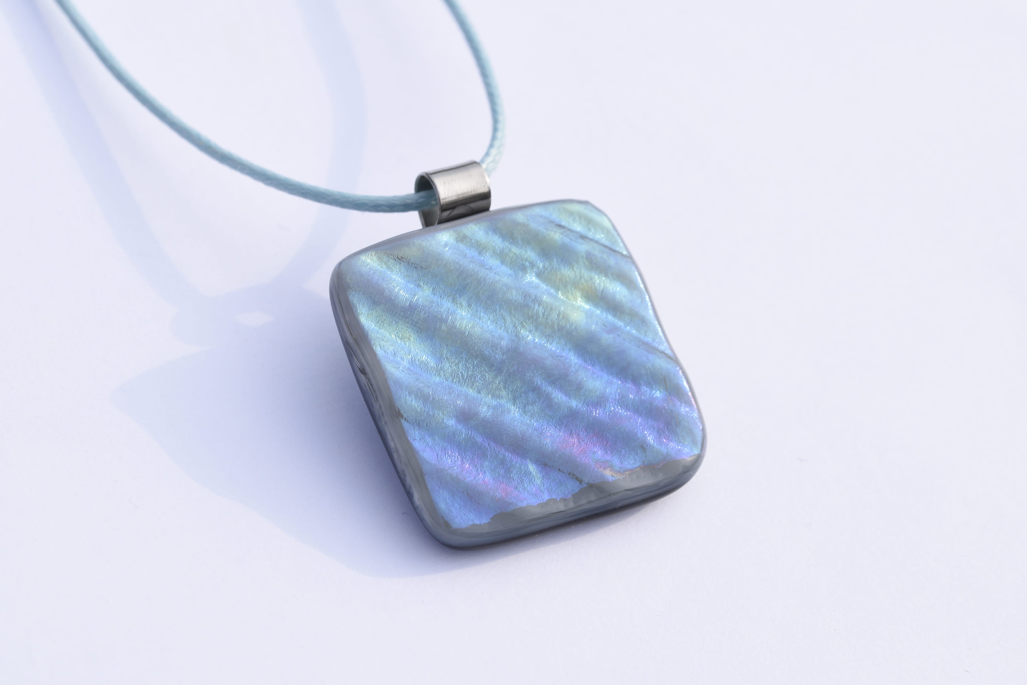 Kézzel készített üveg medál