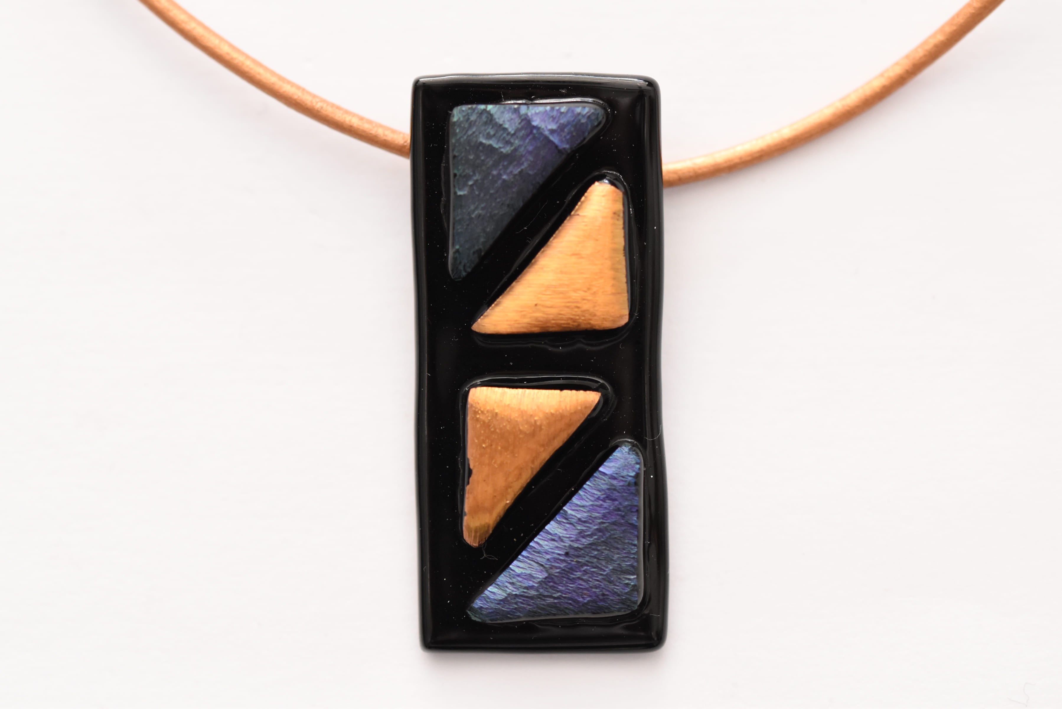 Kézzel készült üveg medál