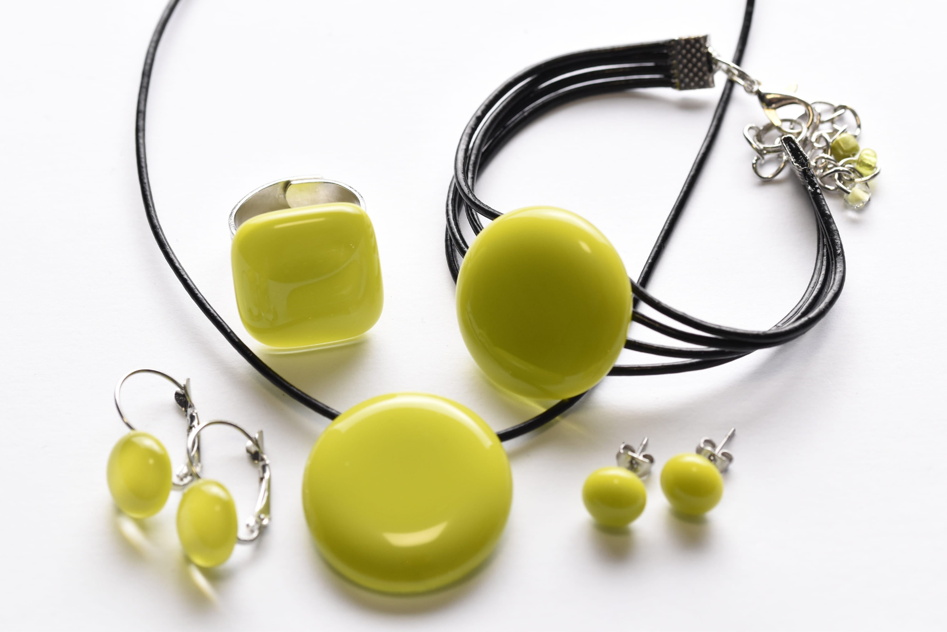 Kézzel készült üvegékszer szett