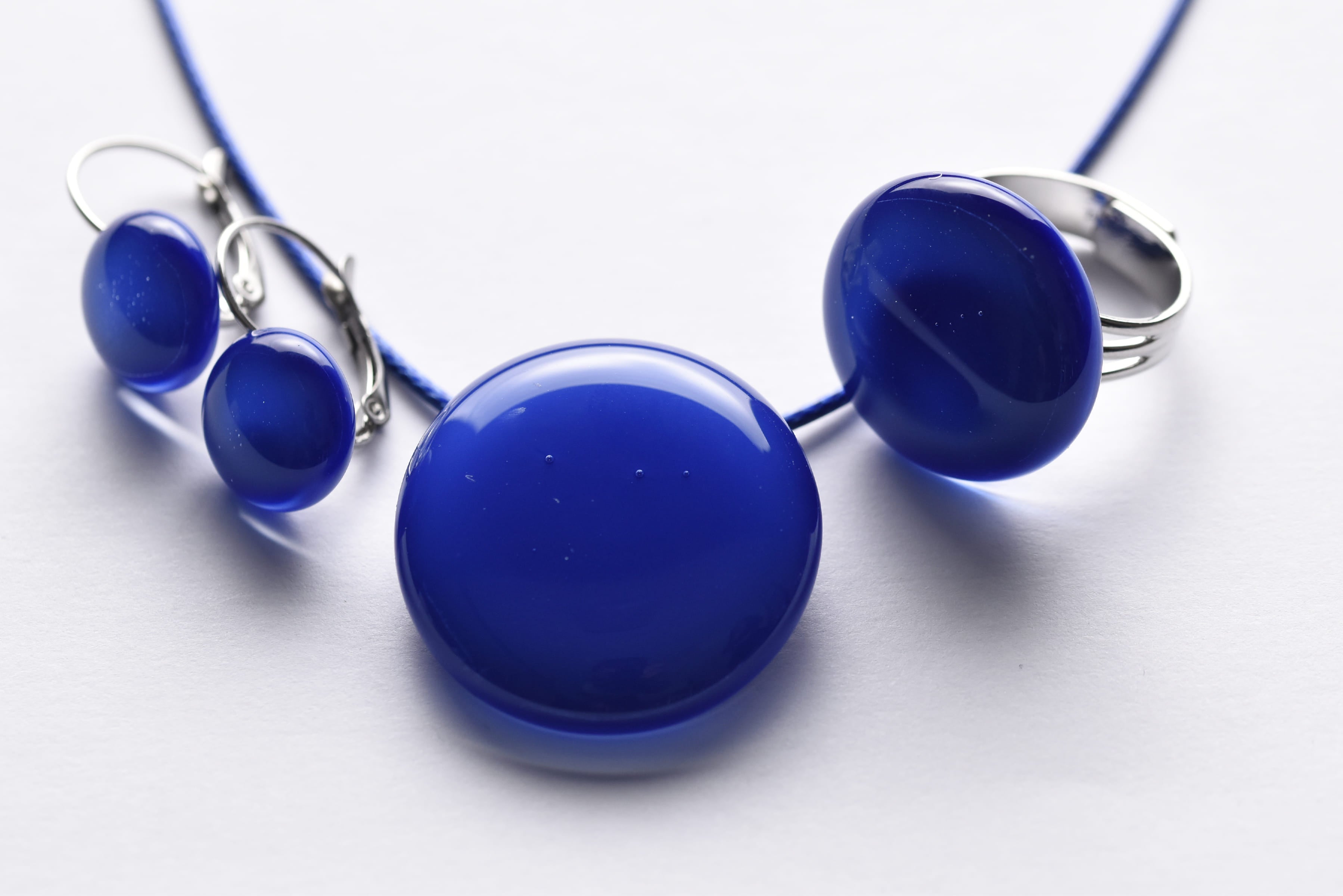 Kézzel készült üvegékszer szett