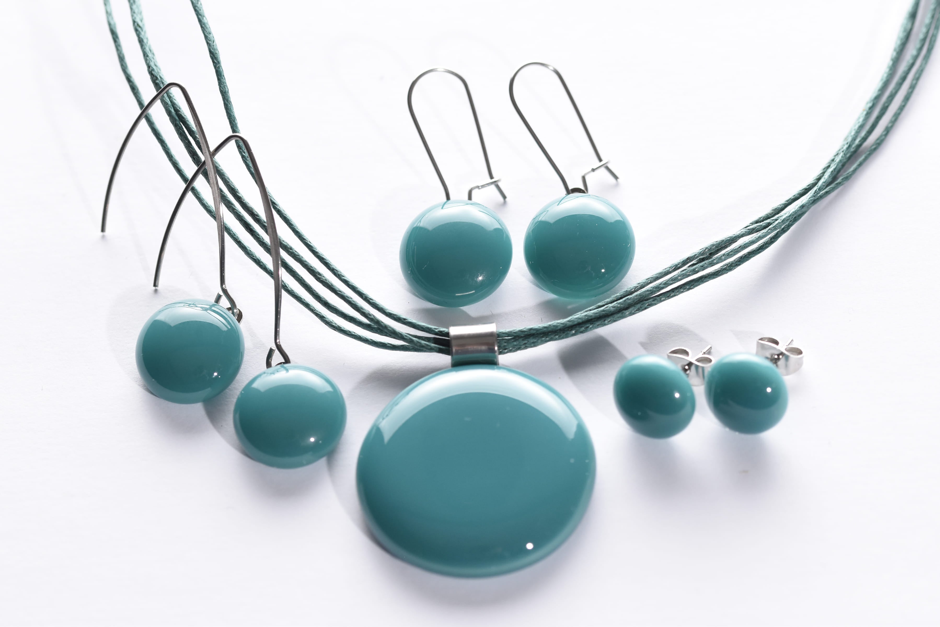 Kézzel készült üvegékszer szett