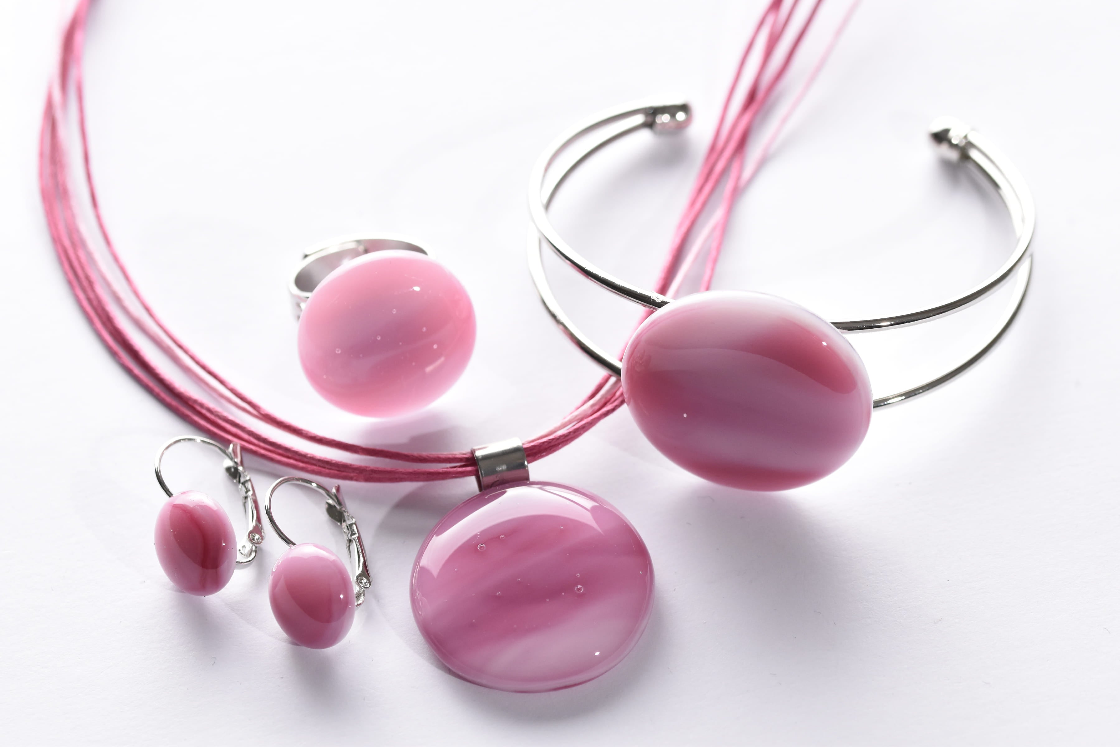 Kézzel készült üvegékszer szett