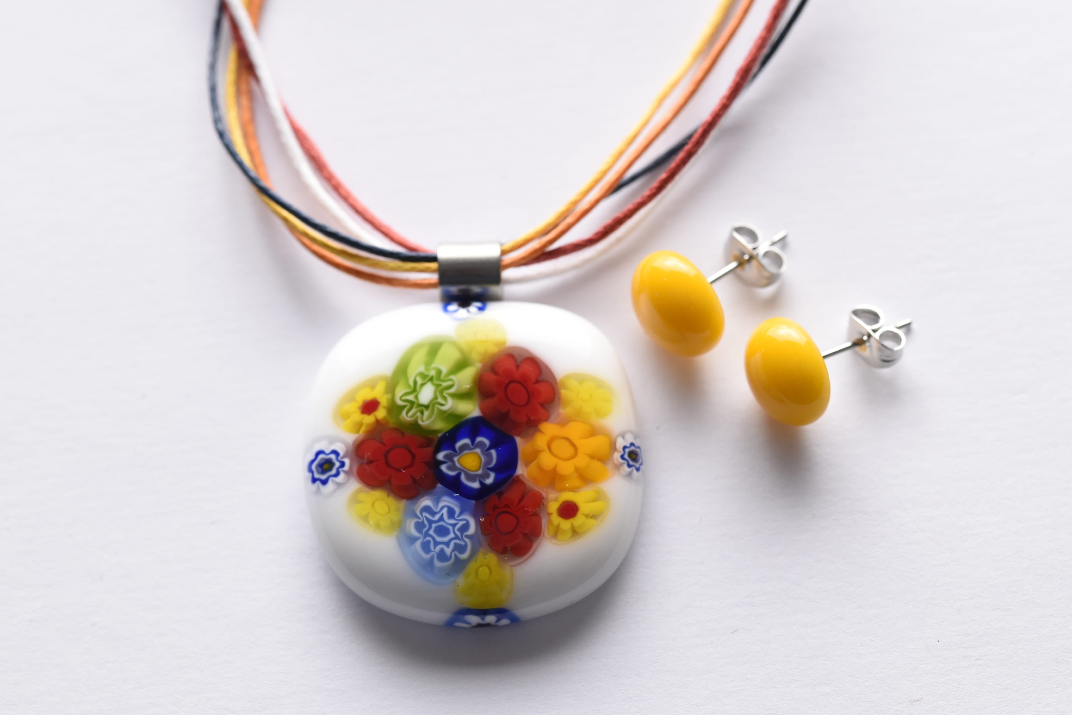 Kézzel készült üvegékszer szett