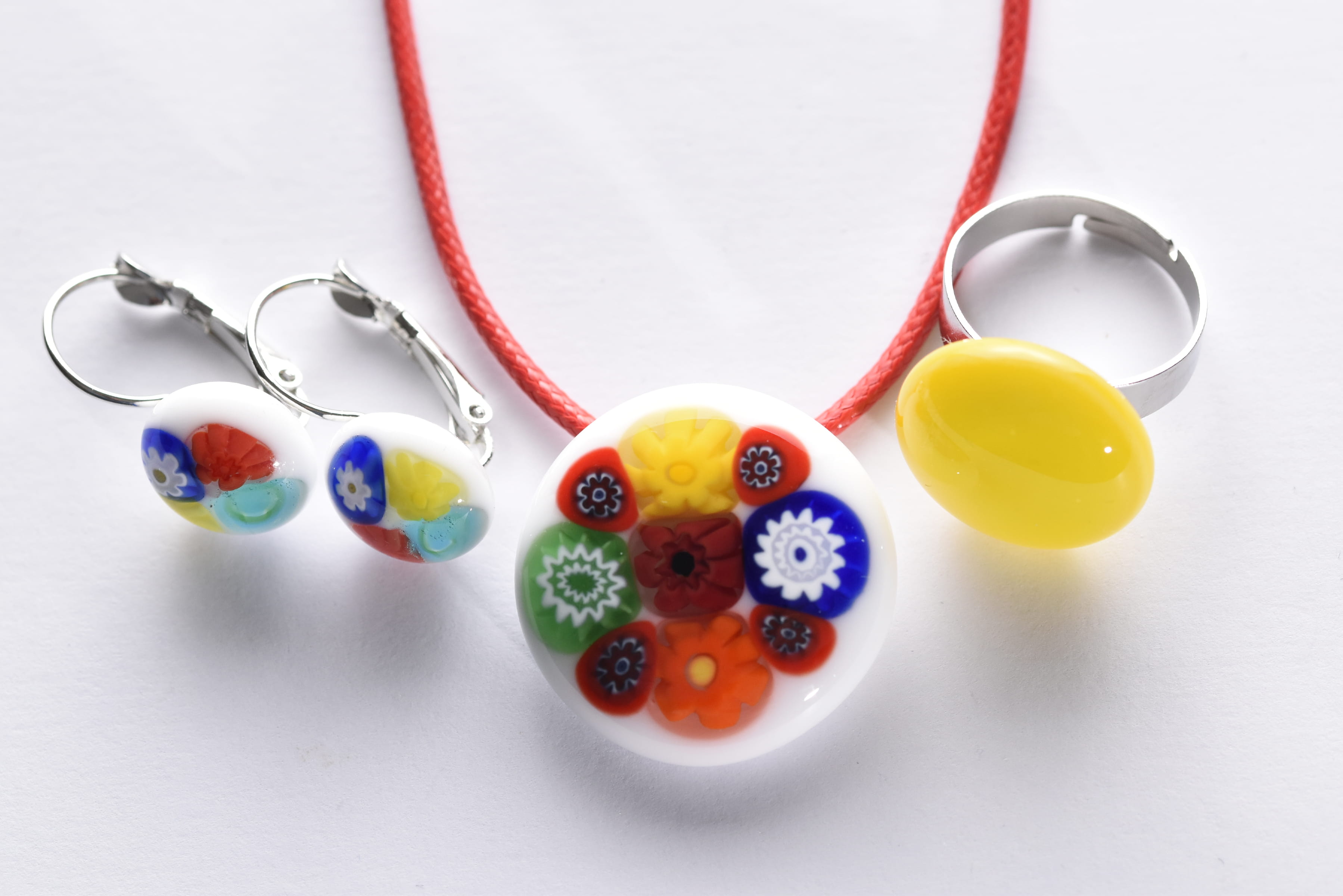 Kézzel készült üvegékszer szett